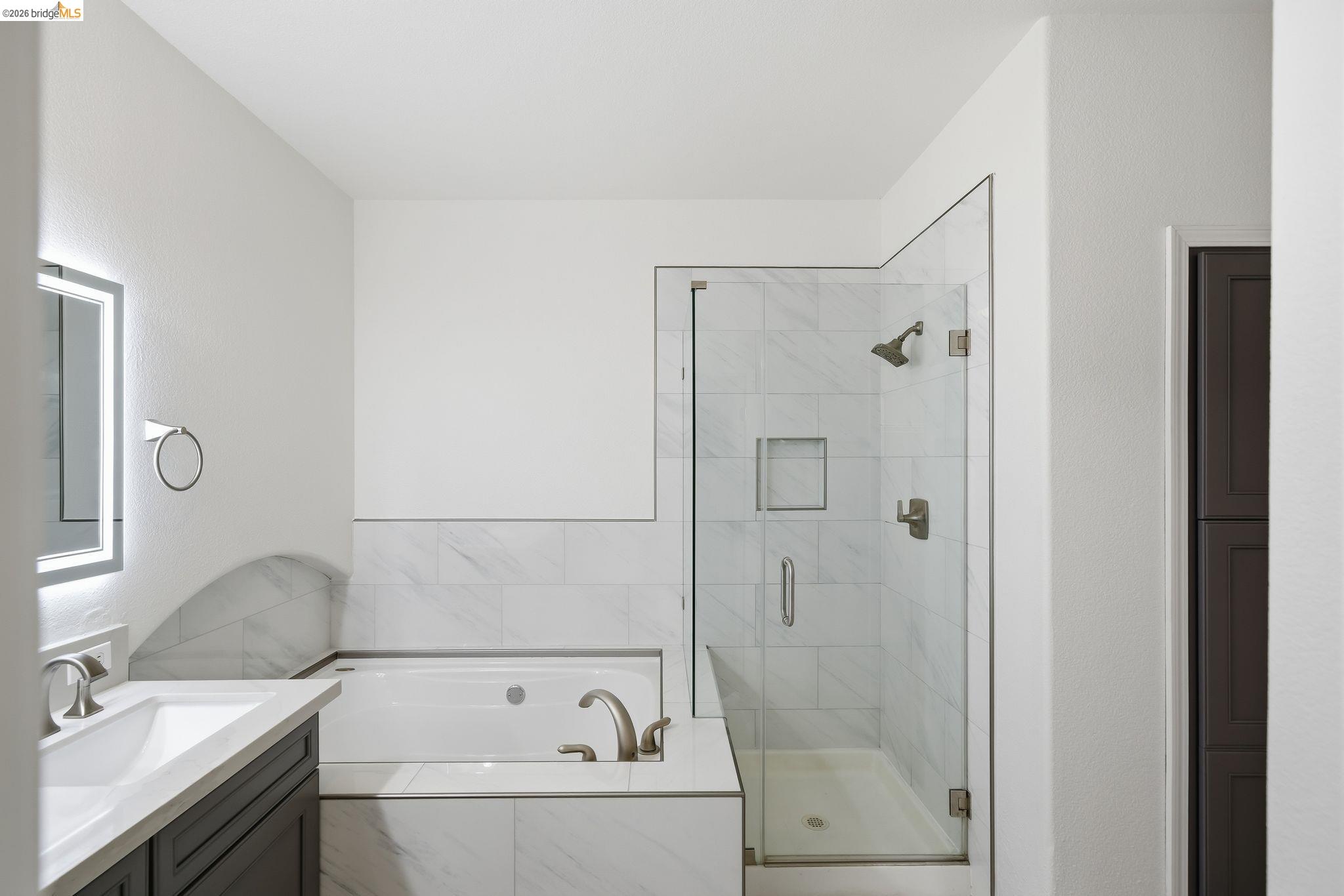 Detail Gallery Image 22 of 38 For 4132 Clarinbridge Cir, Dublin,  CA 94568 - 2 Beds | 2 Baths