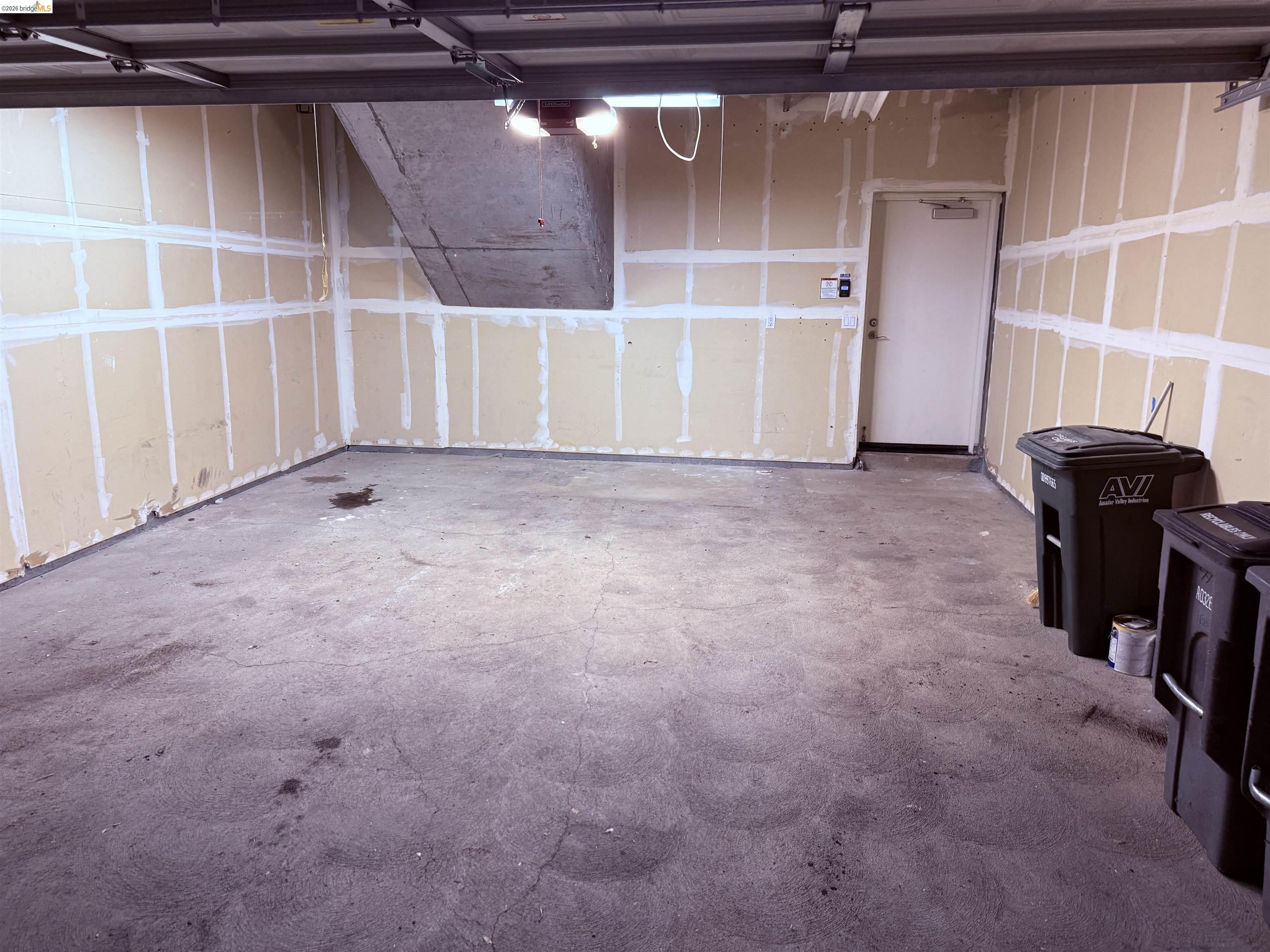 Detail Gallery Image 32 of 38 For 4132 Clarinbridge Cir, Dublin,  CA 94568 - 2 Beds | 2 Baths