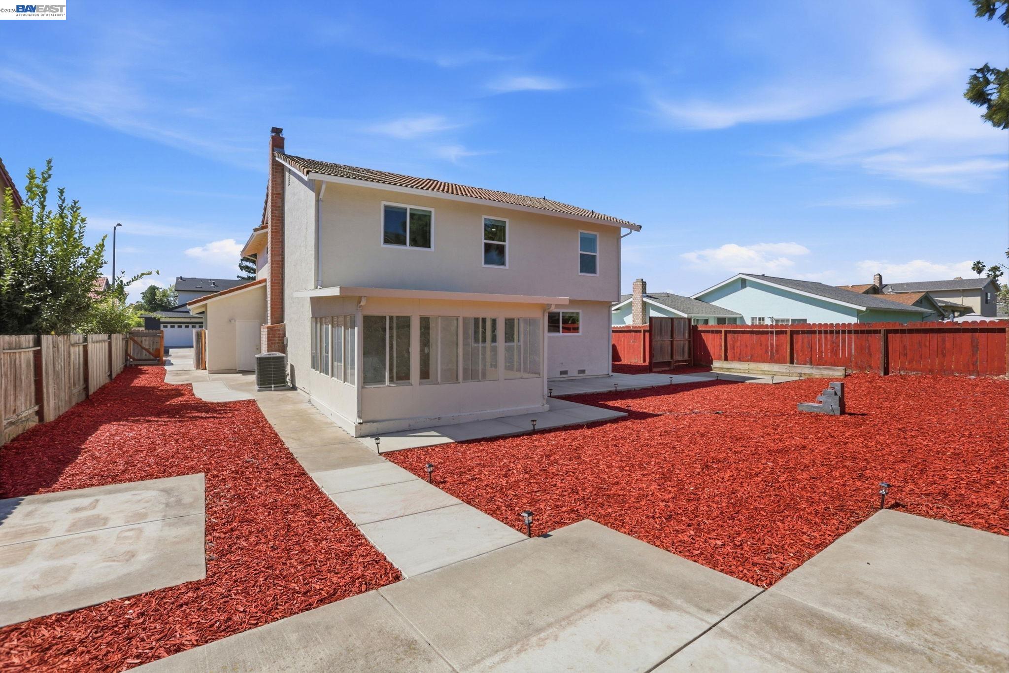 Detail Gallery Image 19 of 19 For 124 Erin Dr, Vallejo,  CA 94589 - 4 Beds | 2/1 Baths