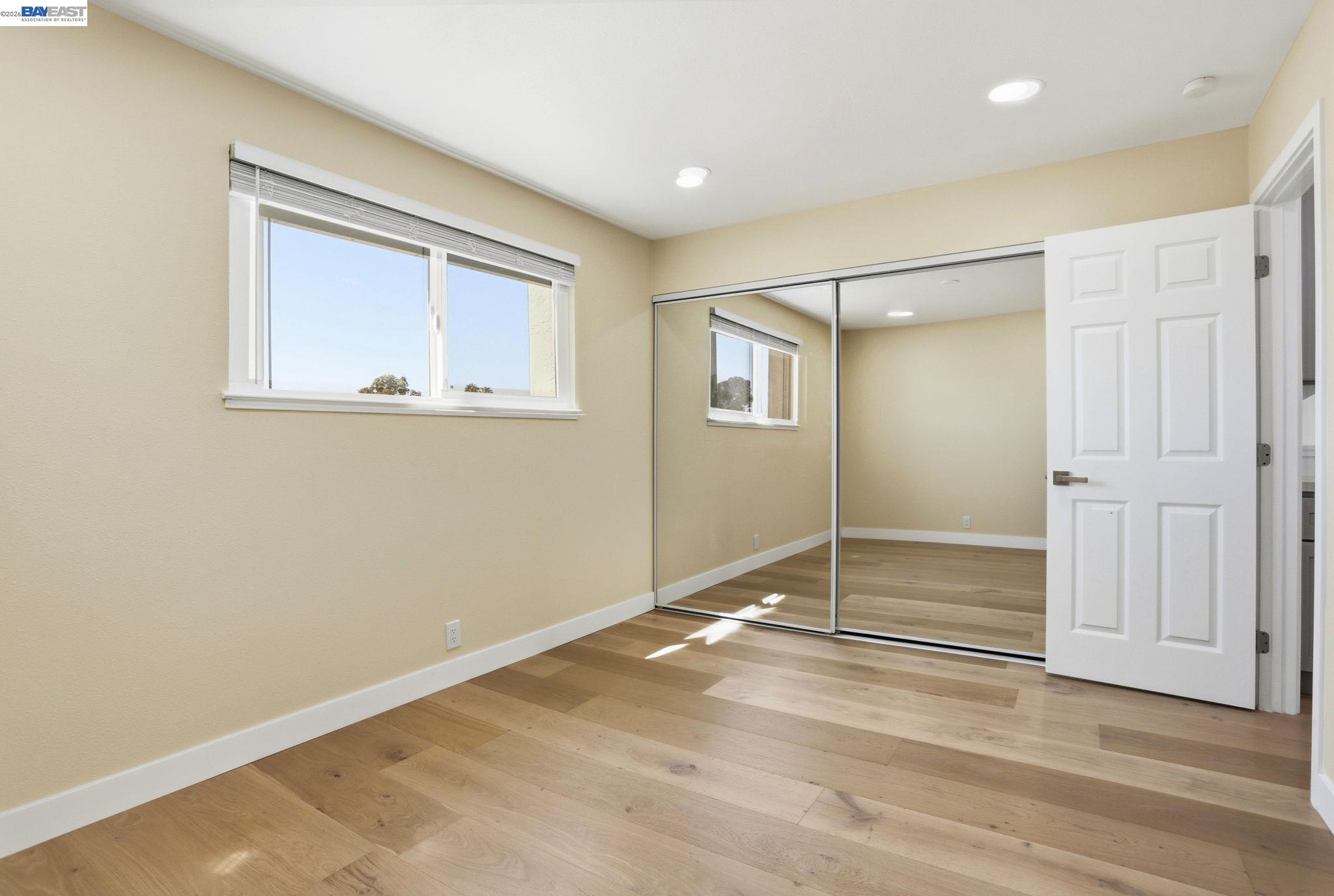 Detail Gallery Image 10 of 19 For 124 Erin Dr, Vallejo,  CA 94589 - 4 Beds | 2/1 Baths