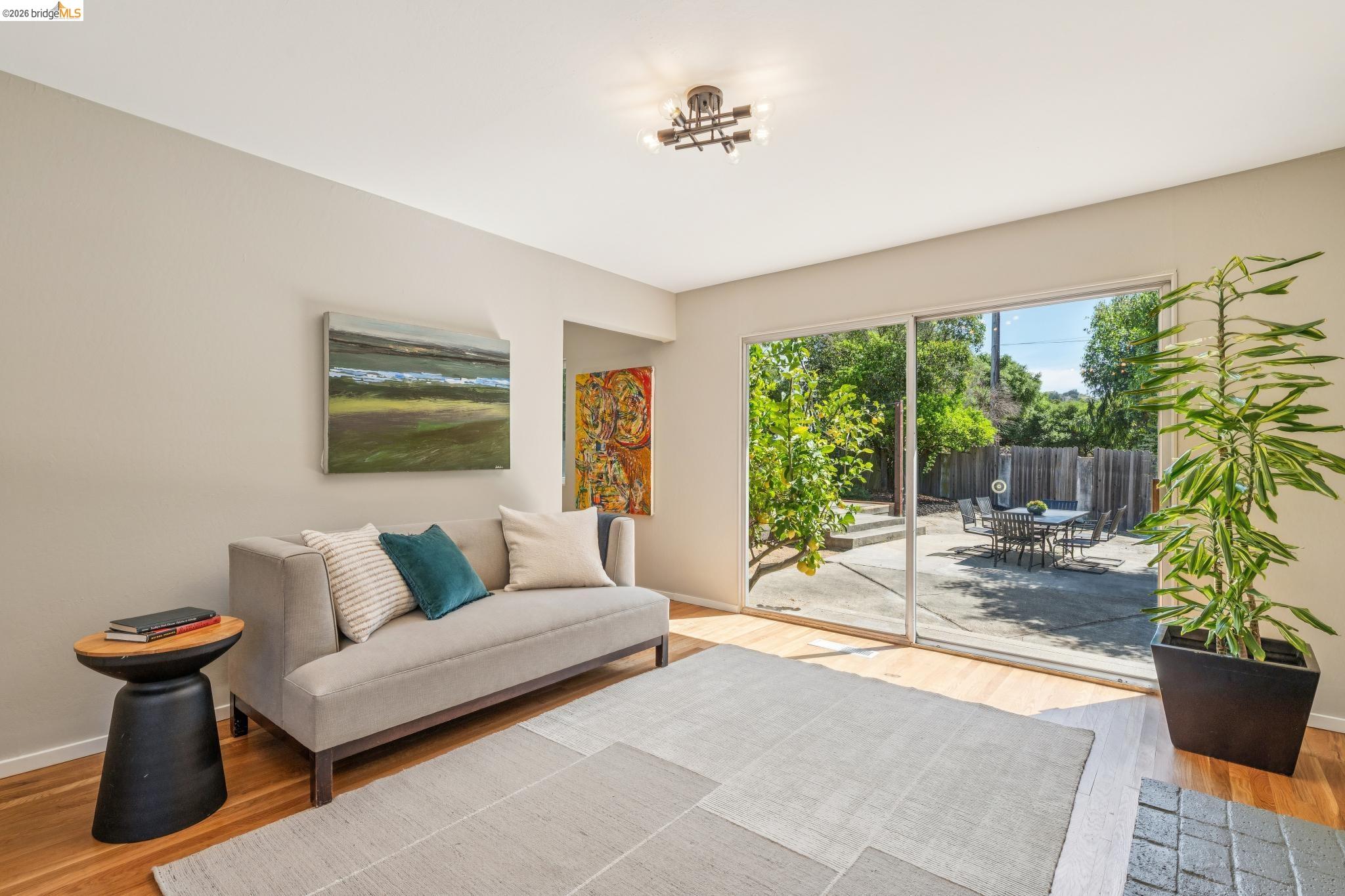 Detail Gallery Image 15 of 60 For 2751 Perlita Ct, Hayward,  CA 94541 - 3 Beds | 2 Baths