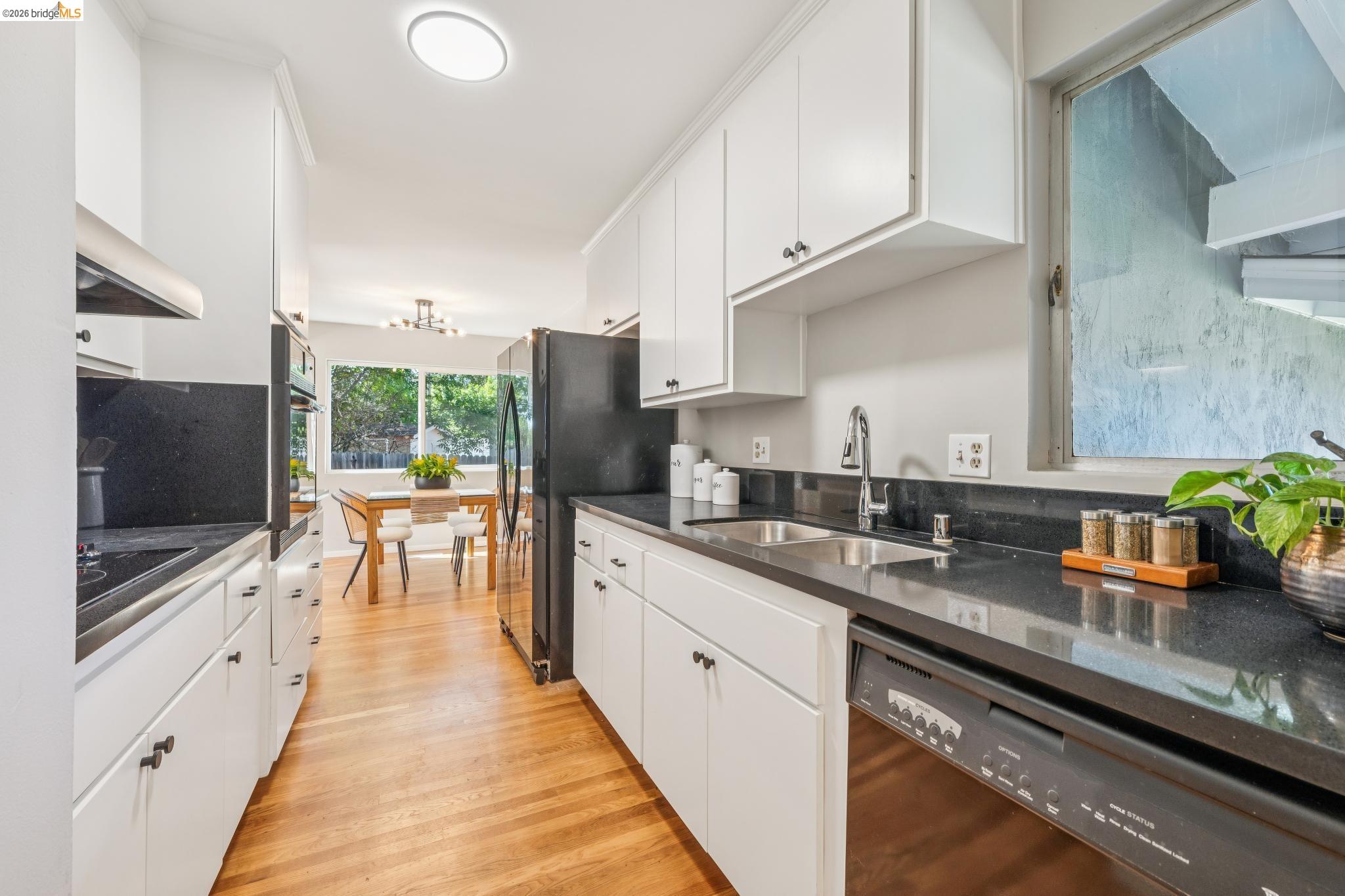 Detail Gallery Image 22 of 60 For 2751 Perlita Ct, Hayward,  CA 94541 - 3 Beds | 2 Baths