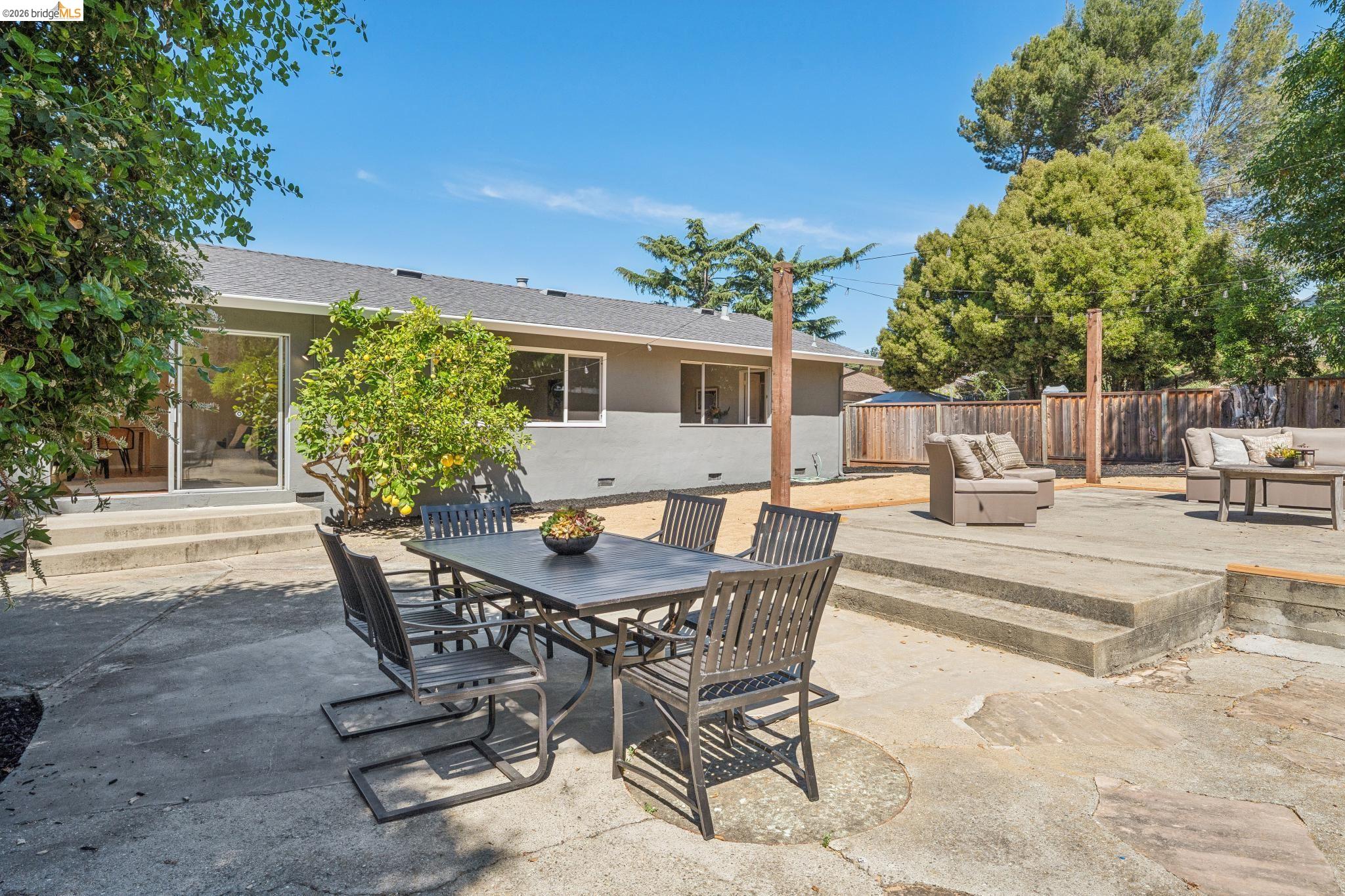 Detail Gallery Image 44 of 60 For 2751 Perlita Ct, Hayward,  CA 94541 - 3 Beds | 2 Baths