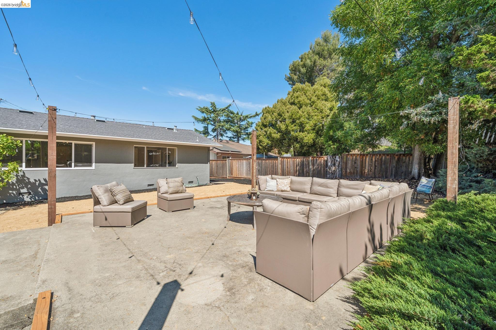 Detail Gallery Image 46 of 60 For 2751 Perlita Ct, Hayward,  CA 94541 - 3 Beds | 2 Baths