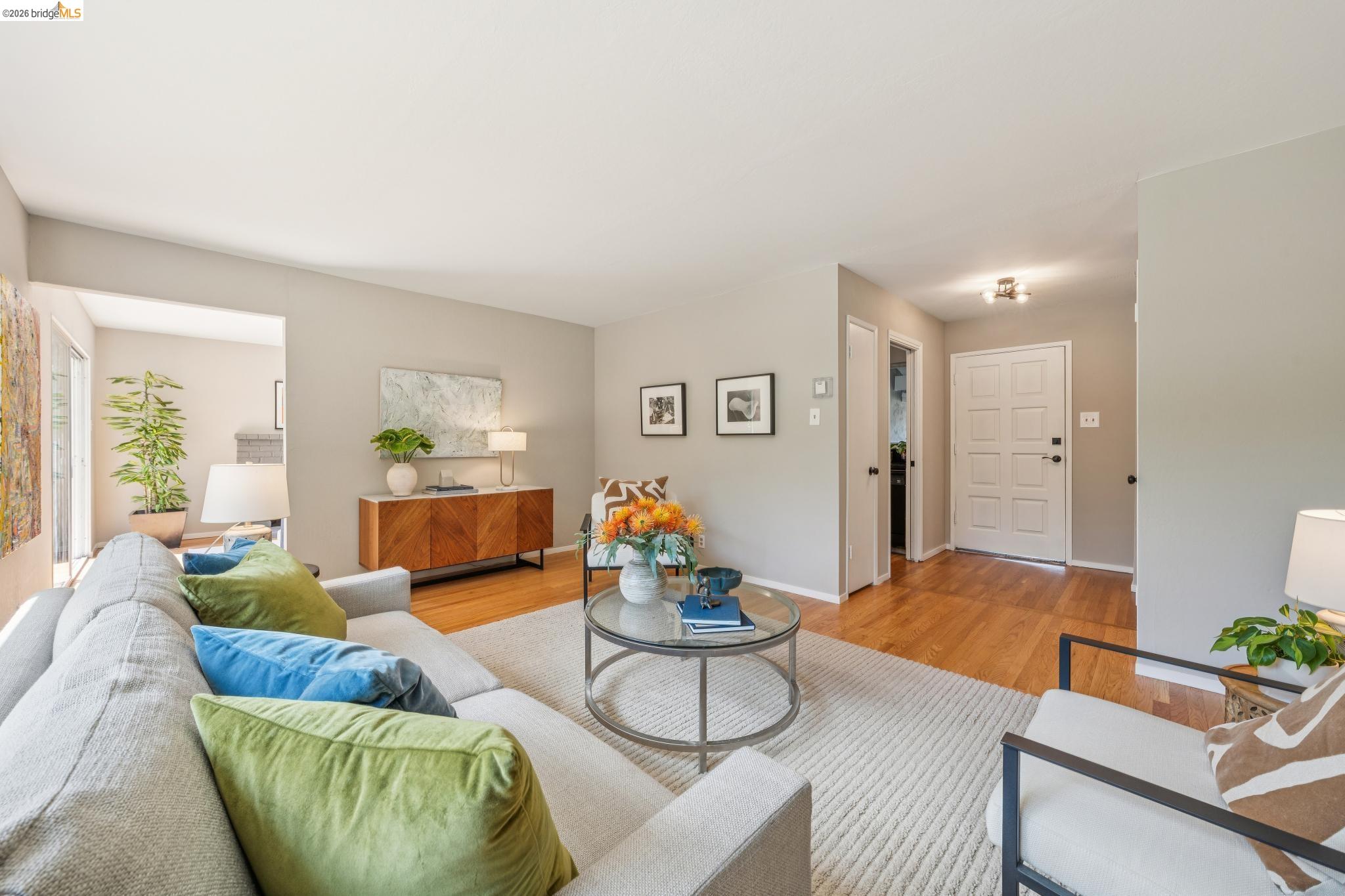 Detail Gallery Image 8 of 60 For 2751 Perlita Ct, Hayward,  CA 94541 - 3 Beds | 2 Baths