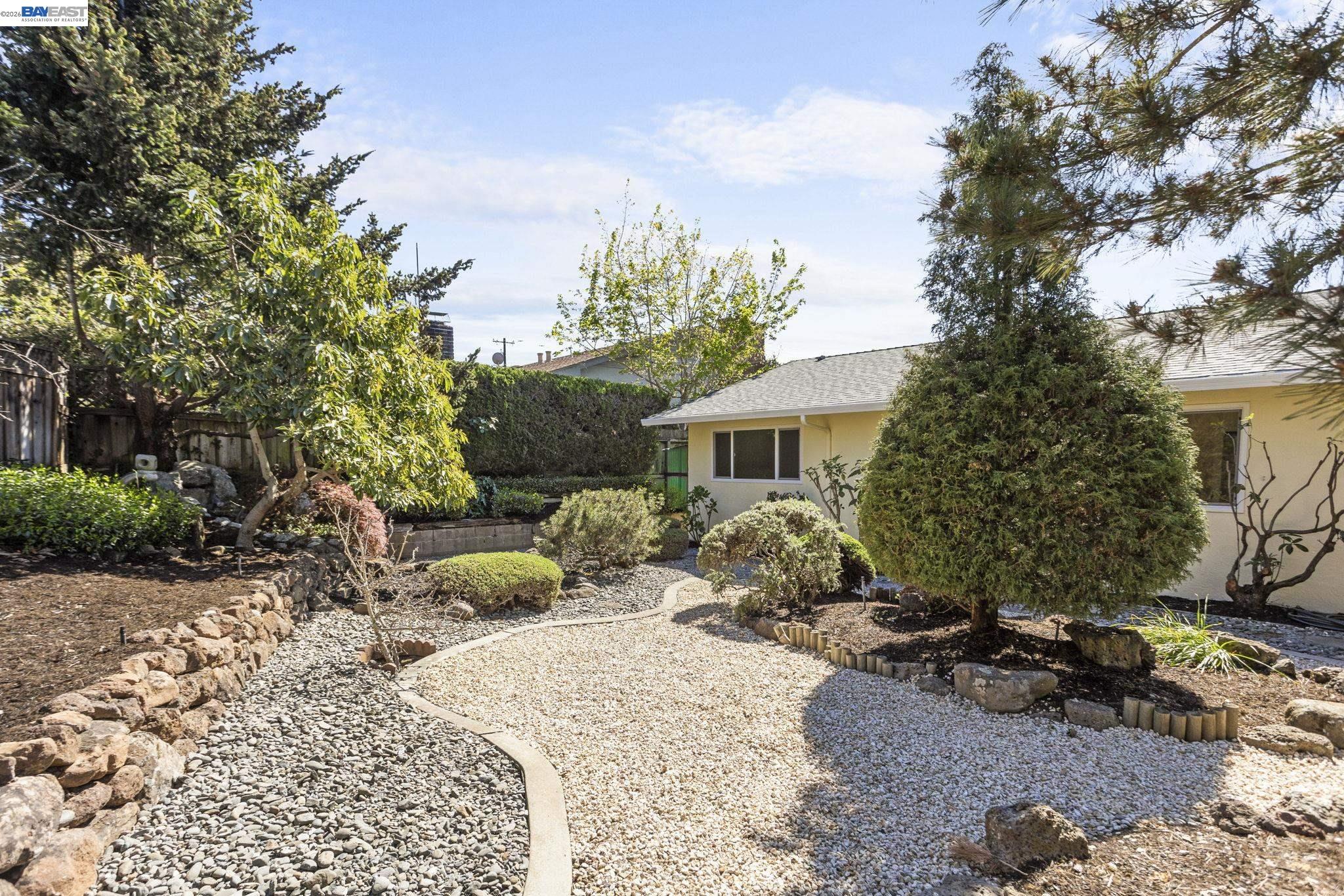 Detail Gallery Image 44 of 54 For 2526 Oakes Dr, Hayward,  CA 94542 - 3 Beds | 2 Baths