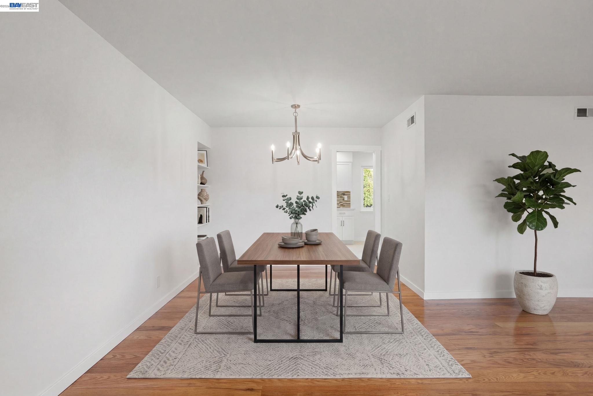 Detail Gallery Image 6 of 54 For 2526 Oakes Dr, Hayward,  CA 94542 - 3 Beds | 2 Baths