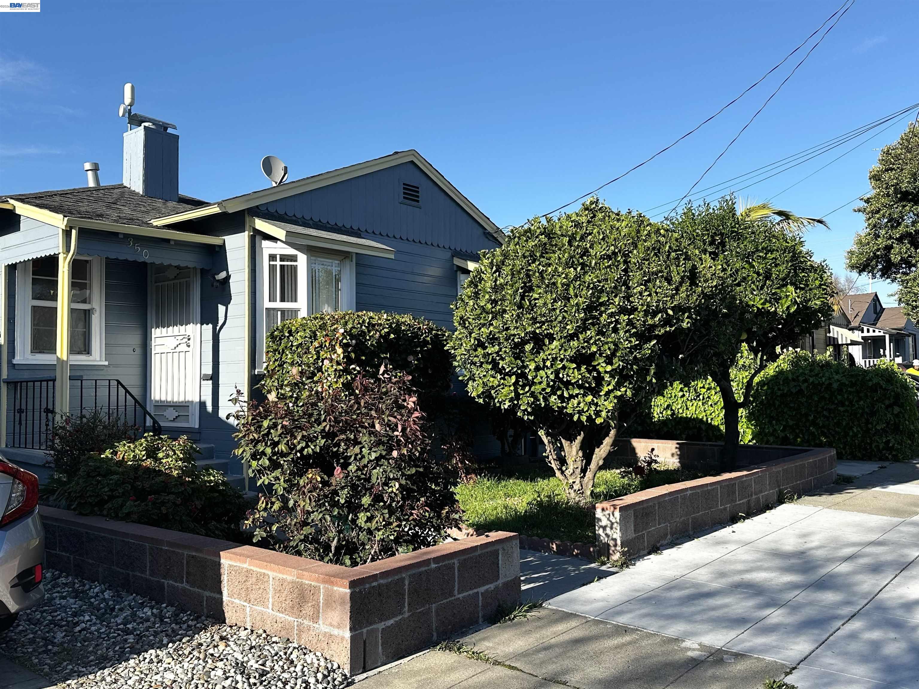 Front Image Thumbnail for BE41128362