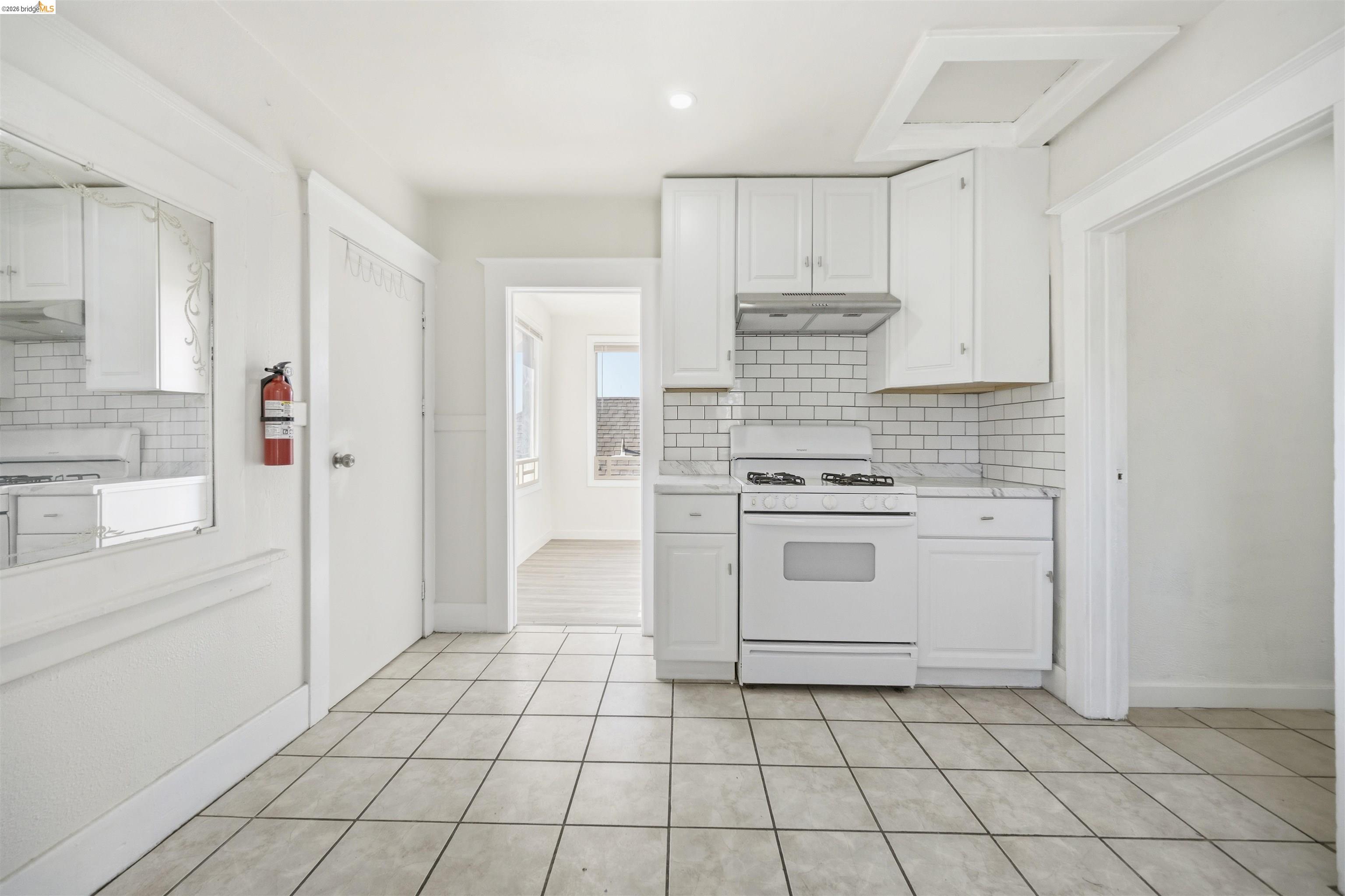 Detail Gallery Image 38 of 50 For 2628 22nd Ave, Oakland,  CA 94606 - – Beds | – Baths