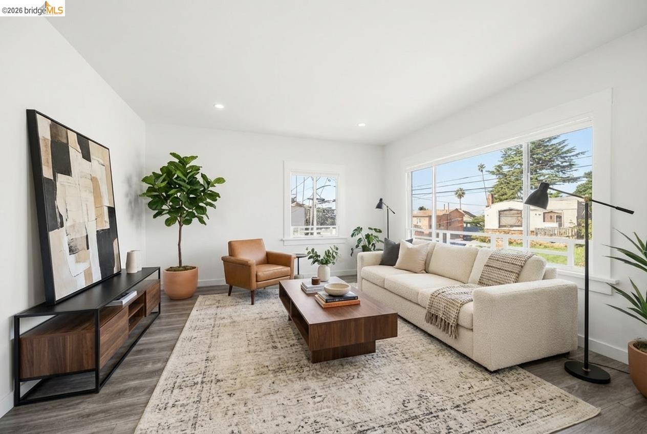 Detail Gallery Image 5 of 50 For 2628 22nd Ave, Oakland,  CA 94606 - – Beds | – Baths