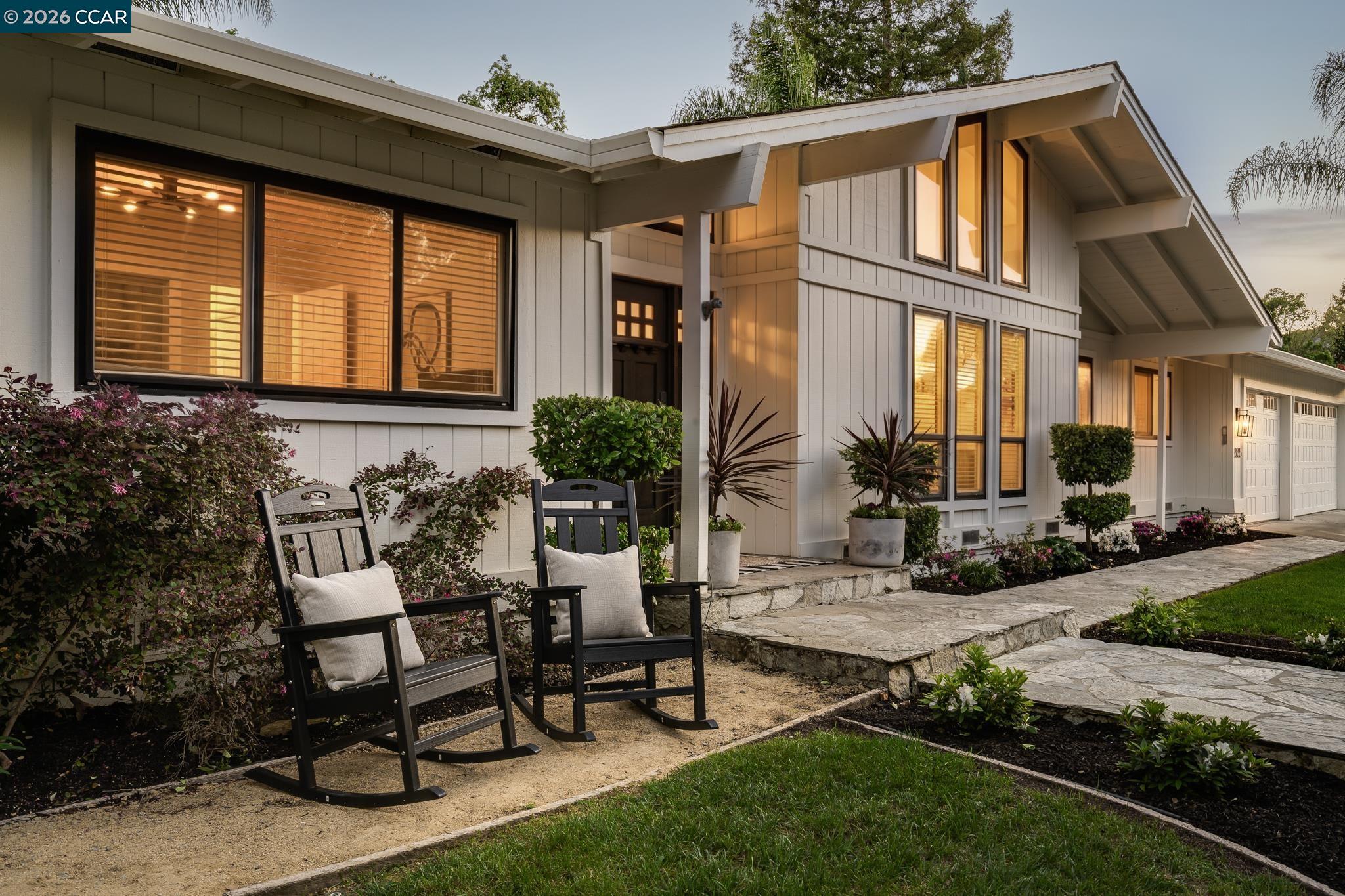 Detail Gallery Image 2 of 53 For 835 Richard Ln, Danville,  CA 94526 - 4 Beds | 3 Baths