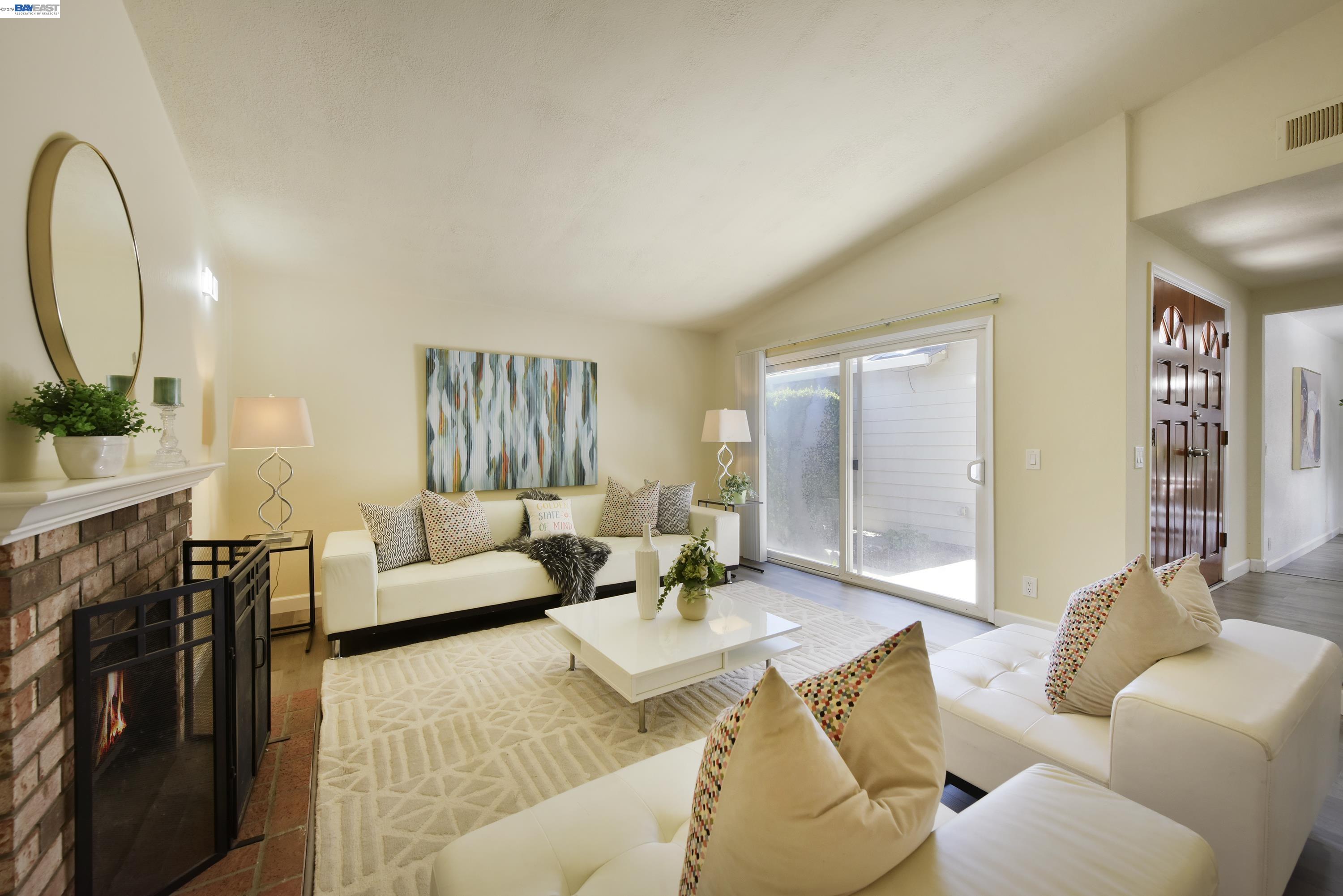 Detail Gallery Image 4 of 27 For 20 Yale Ct, San Ramon,  CA 94583 - 4 Beds | 2 Baths