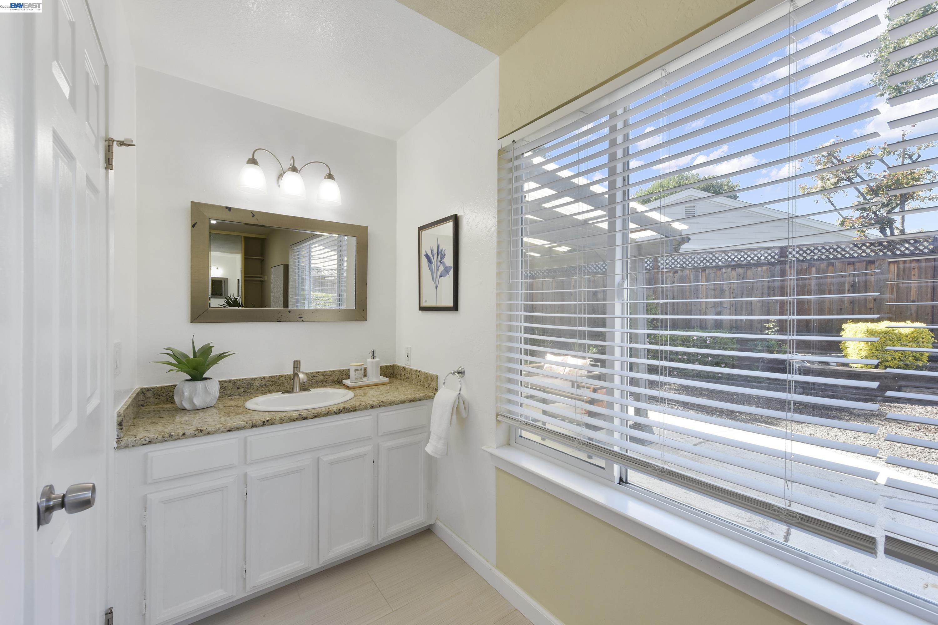 Detail Gallery Image 8 of 27 For 20 Yale Ct, San Ramon,  CA 94583 - 4 Beds | 2 Baths