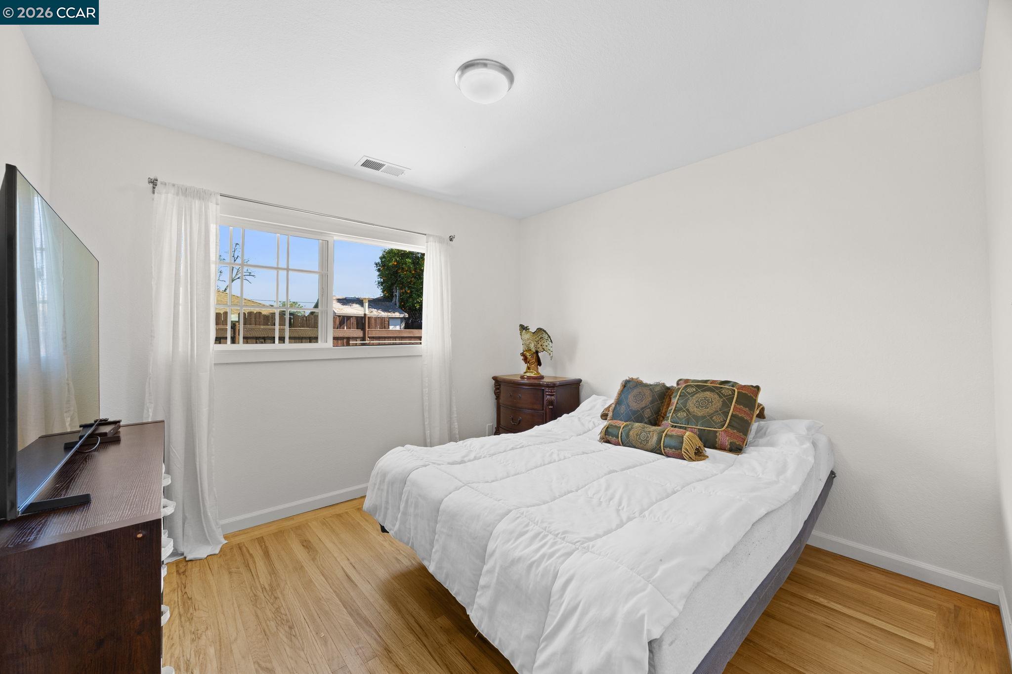 Detail Gallery Image 7 of 11 For 1905 Rubye Dr, Antioch,  CA 94509 - 3 Beds | 1 Baths