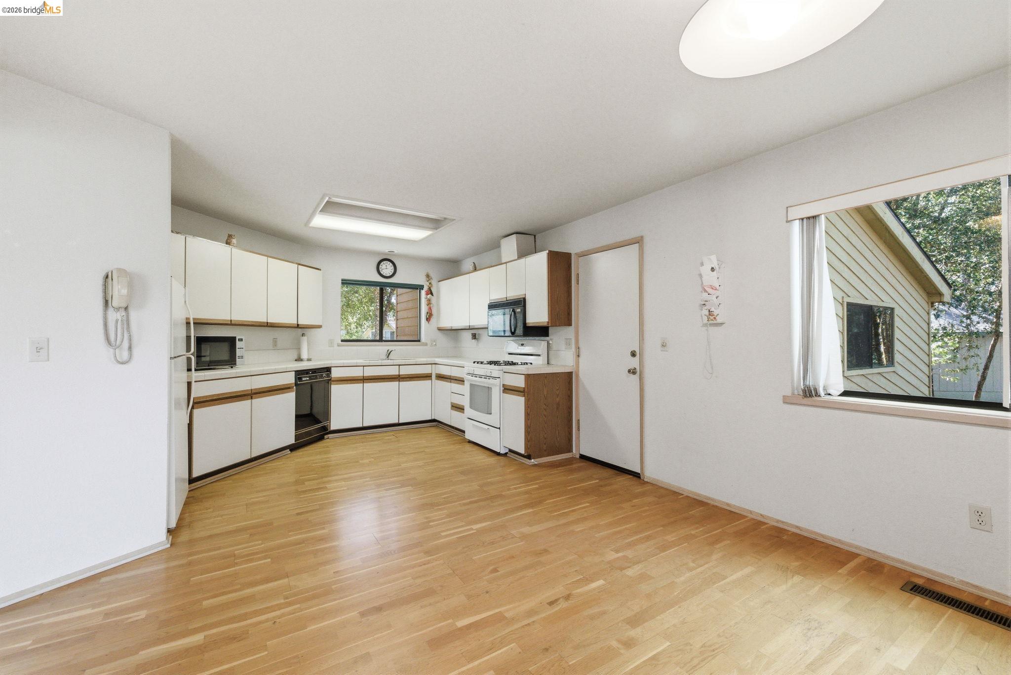 Detail Gallery Image 18 of 30 For 17223 Nile River Dr, Sonora,  CA 95370 - 3 Beds | 2 Baths