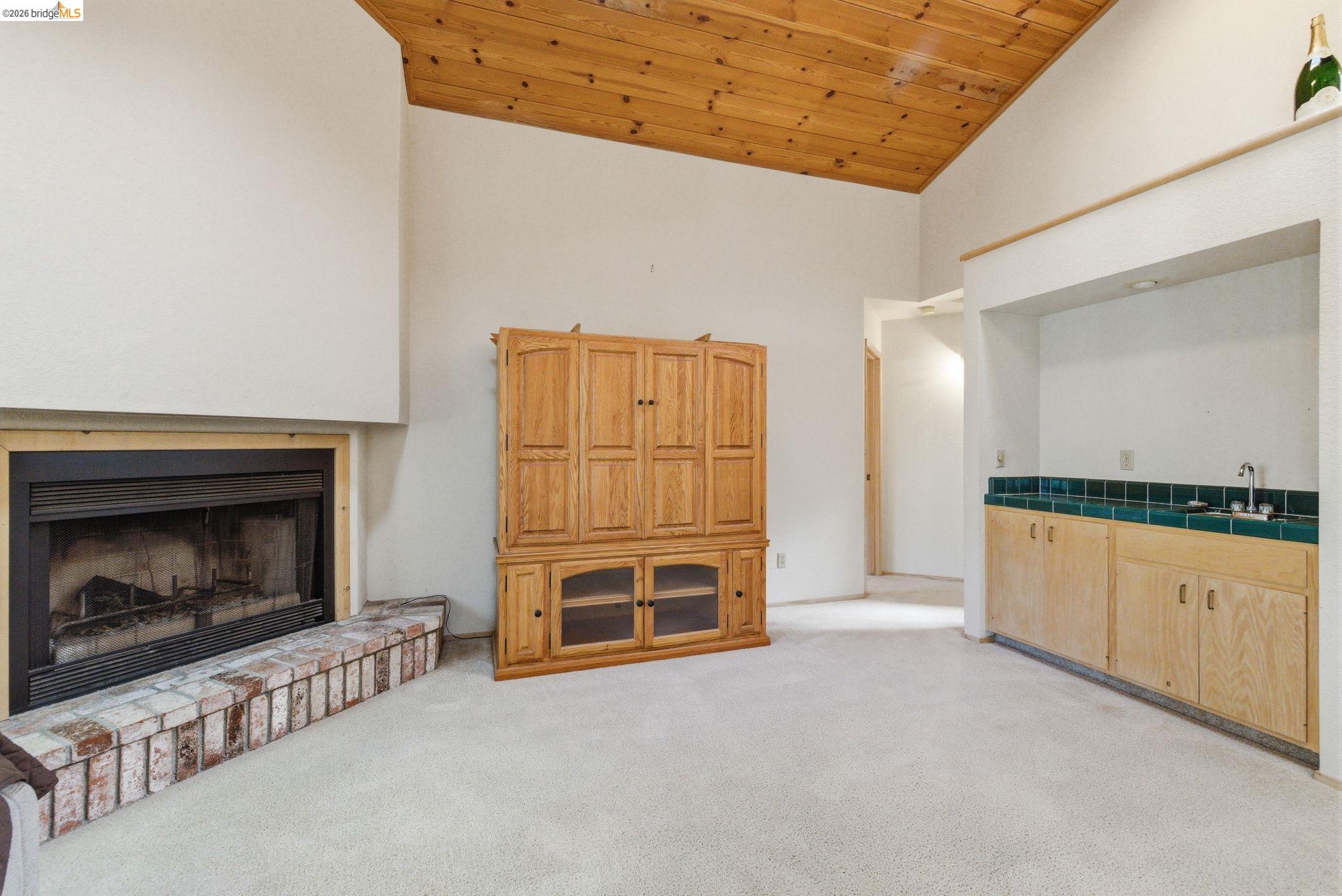 Detail Gallery Image 9 of 30 For 17223 Nile River Dr, Sonora,  CA 95370 - 3 Beds | 2 Baths