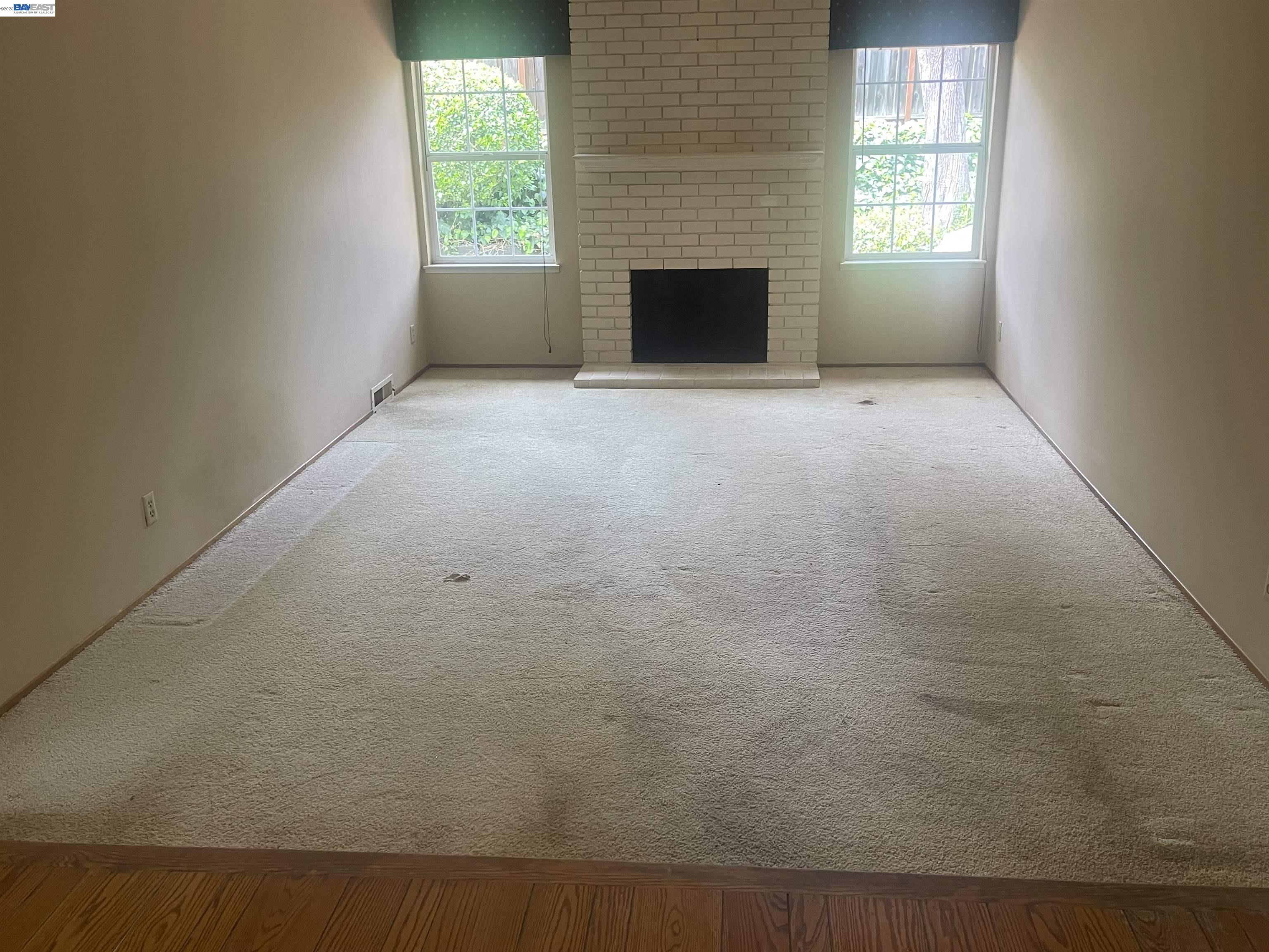 Detail Gallery Image 2 of 9 For 7819 Highland Oaks Dr, Pleasanton,  CA 94588 - 4 Beds | 2 Baths