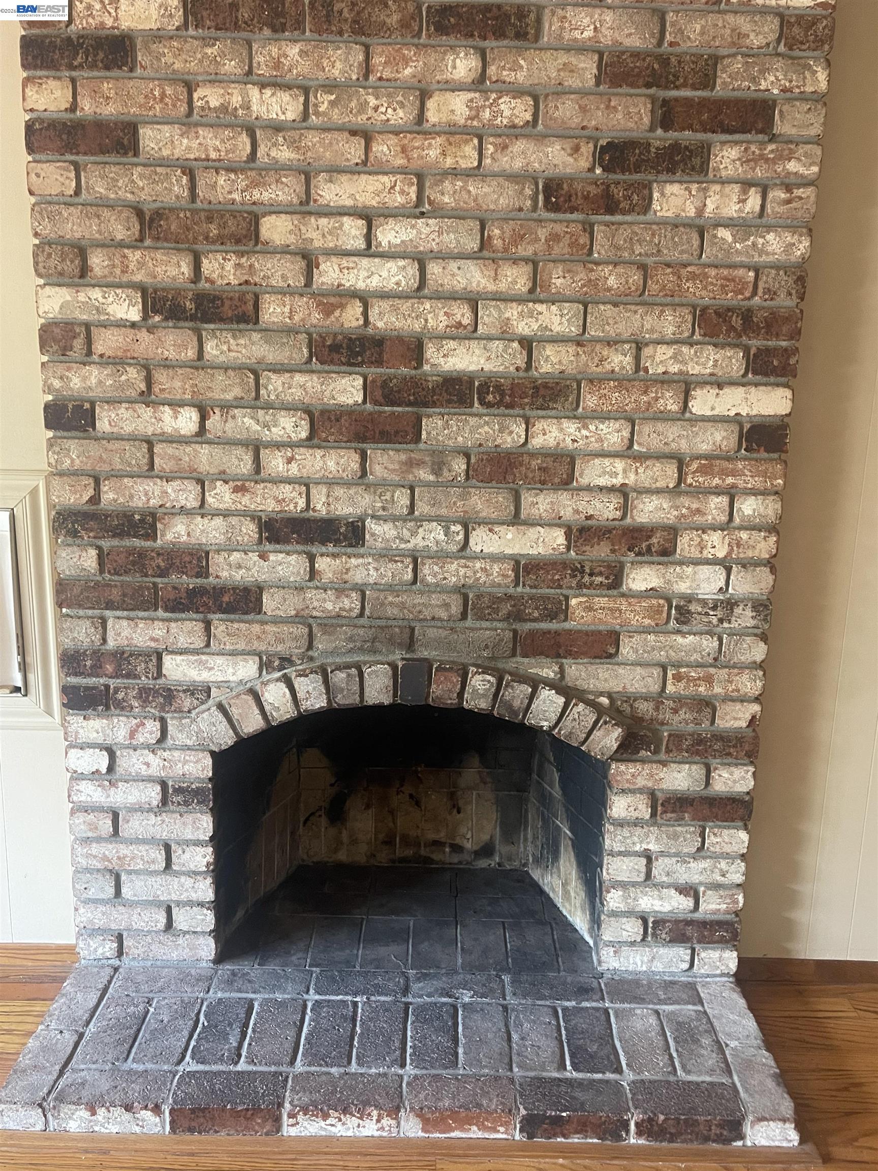 Detail Gallery Image 6 of 9 For 7819 Highland Oaks Dr, Pleasanton,  CA 94588 - 4 Beds | 2 Baths