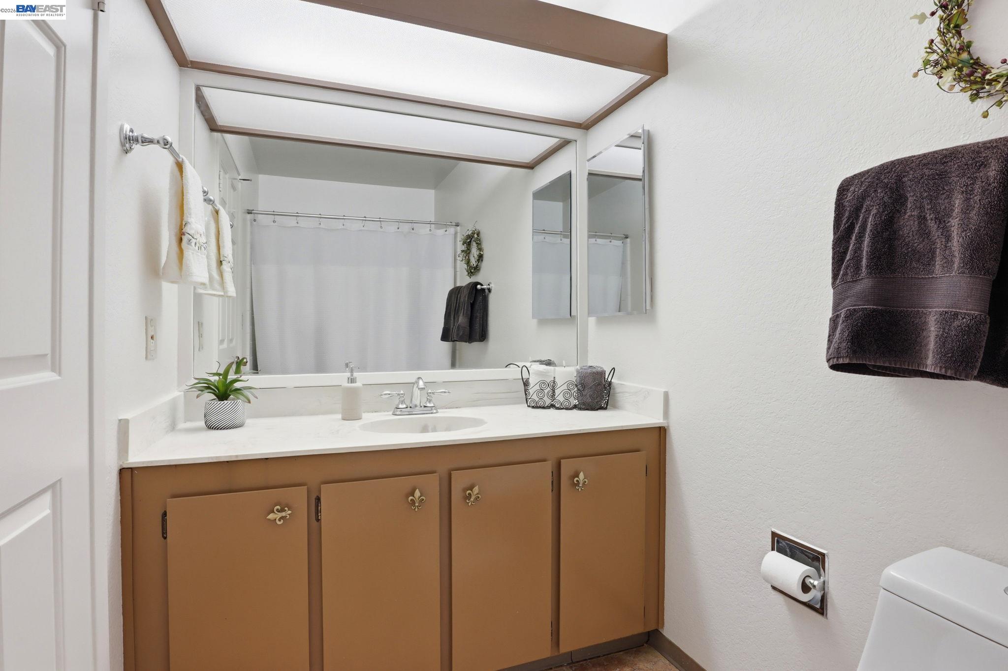 Photo #15: 41128376 Listing: Photo #15