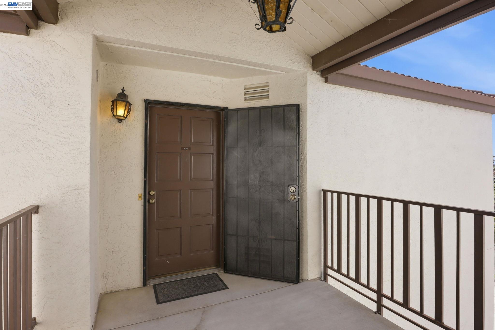 Photo #3: 41128376 Listing: Photo #3