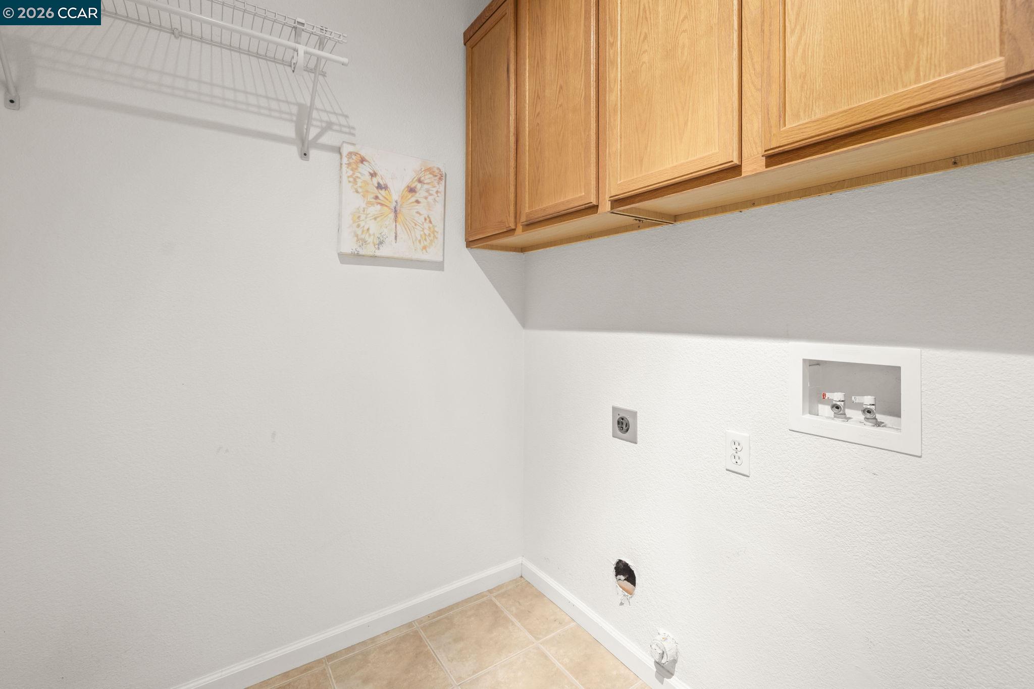 Detail Gallery Image 18 of 28 For 510 Crystal Rose Court, Fairfield,  CA 94534 - 3 Beds | 2 Baths