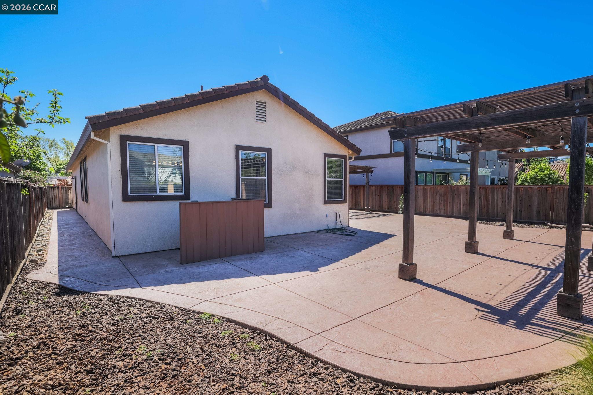 Detail Gallery Image 21 of 28 For 510 Crystal Rose Court, Fairfield,  CA 94534 - 3 Beds | 2 Baths