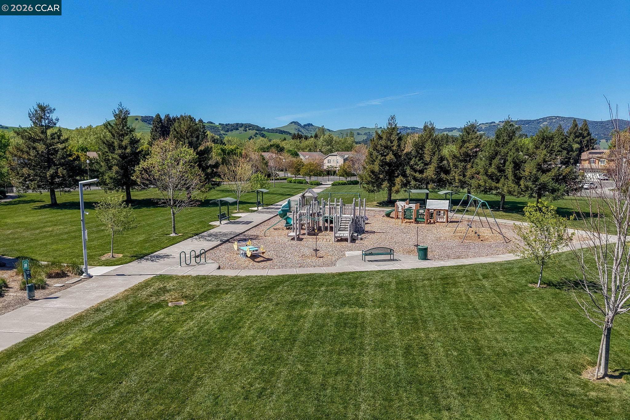 Detail Gallery Image 23 of 28 For 510 Crystal Rose Court, Fairfield,  CA 94534 - 3 Beds | 2 Baths