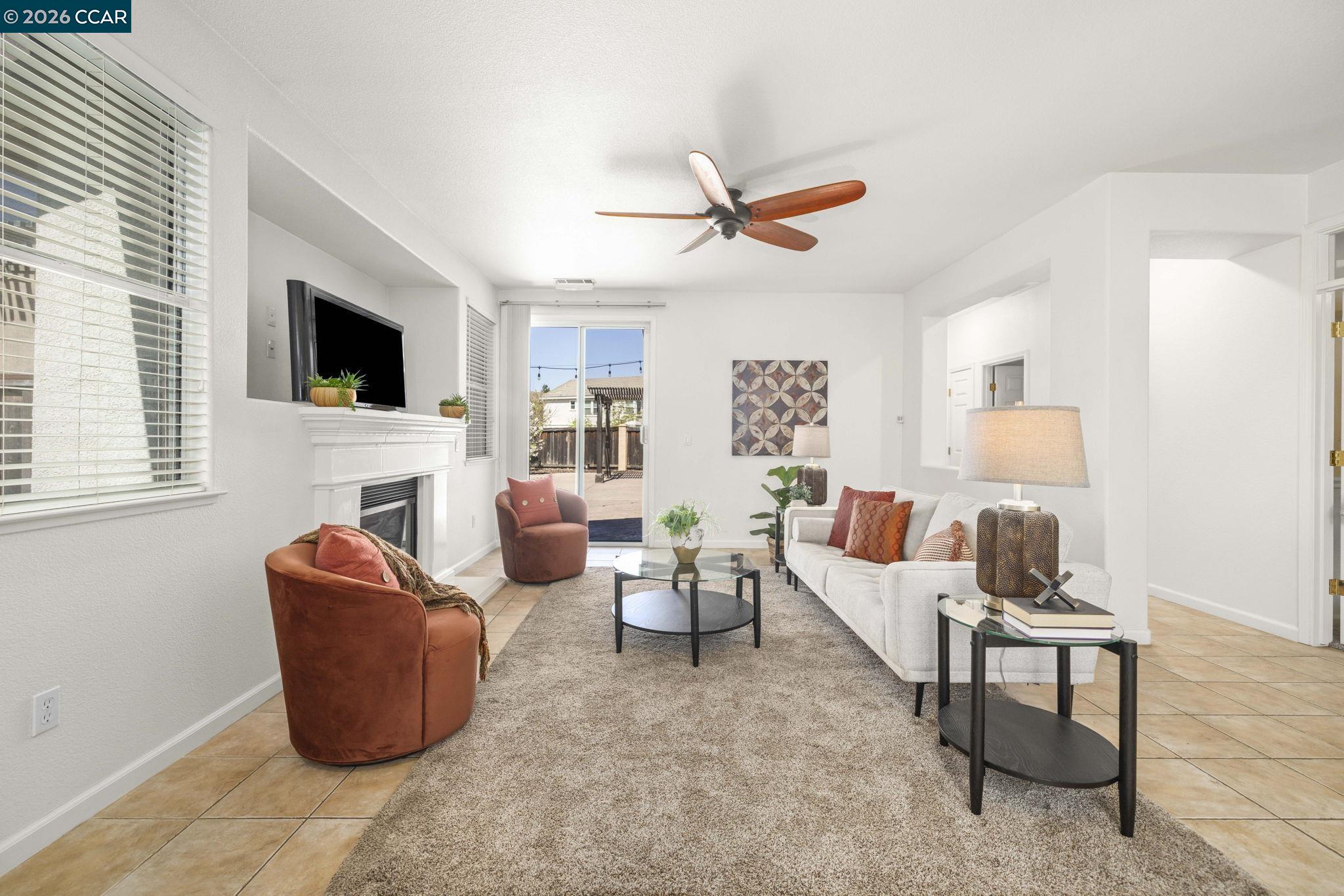 Detail Gallery Image 8 of 28 For 510 Crystal Rose Court, Fairfield,  CA 94534 - 3 Beds | 2 Baths