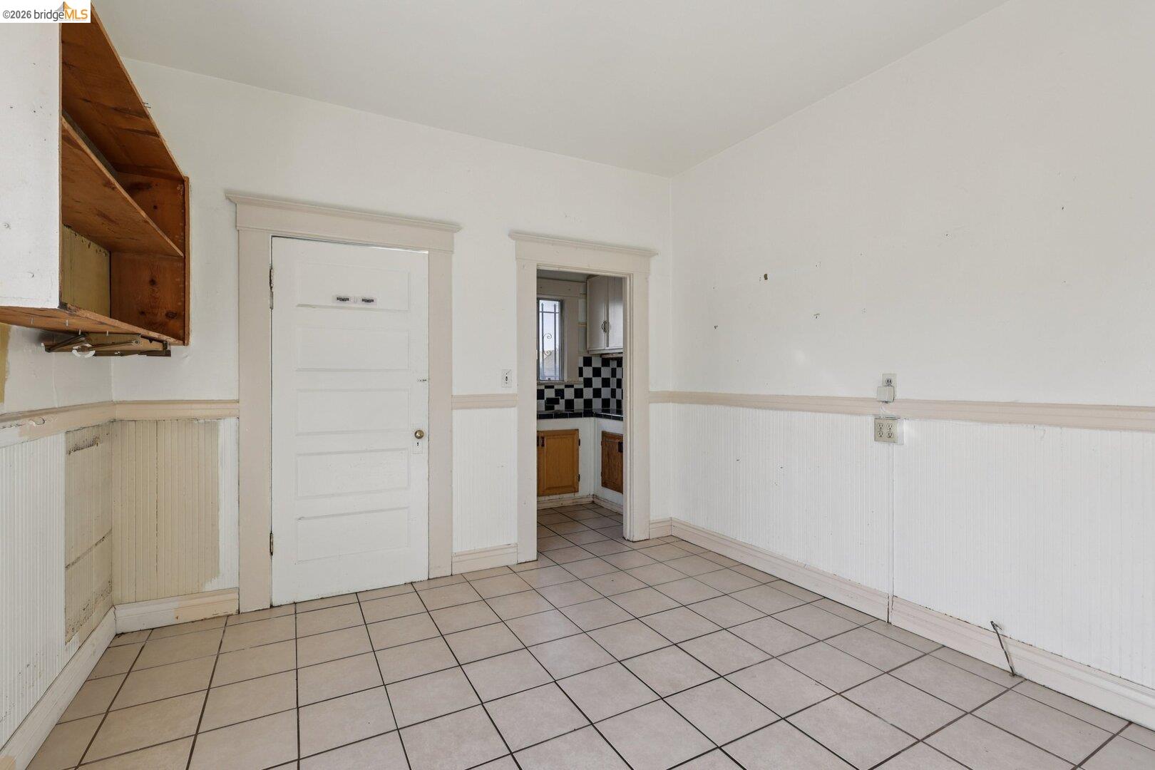 Detail Gallery Image 14 of 31 For 1201 41st Ave, Oakland,  CA 94601 - 2 Beds | 1 Baths