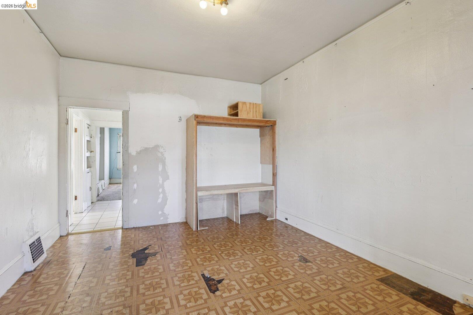 Detail Gallery Image 25 of 31 For 1201 41st Ave, Oakland,  CA 94601 - 2 Beds | 1 Baths