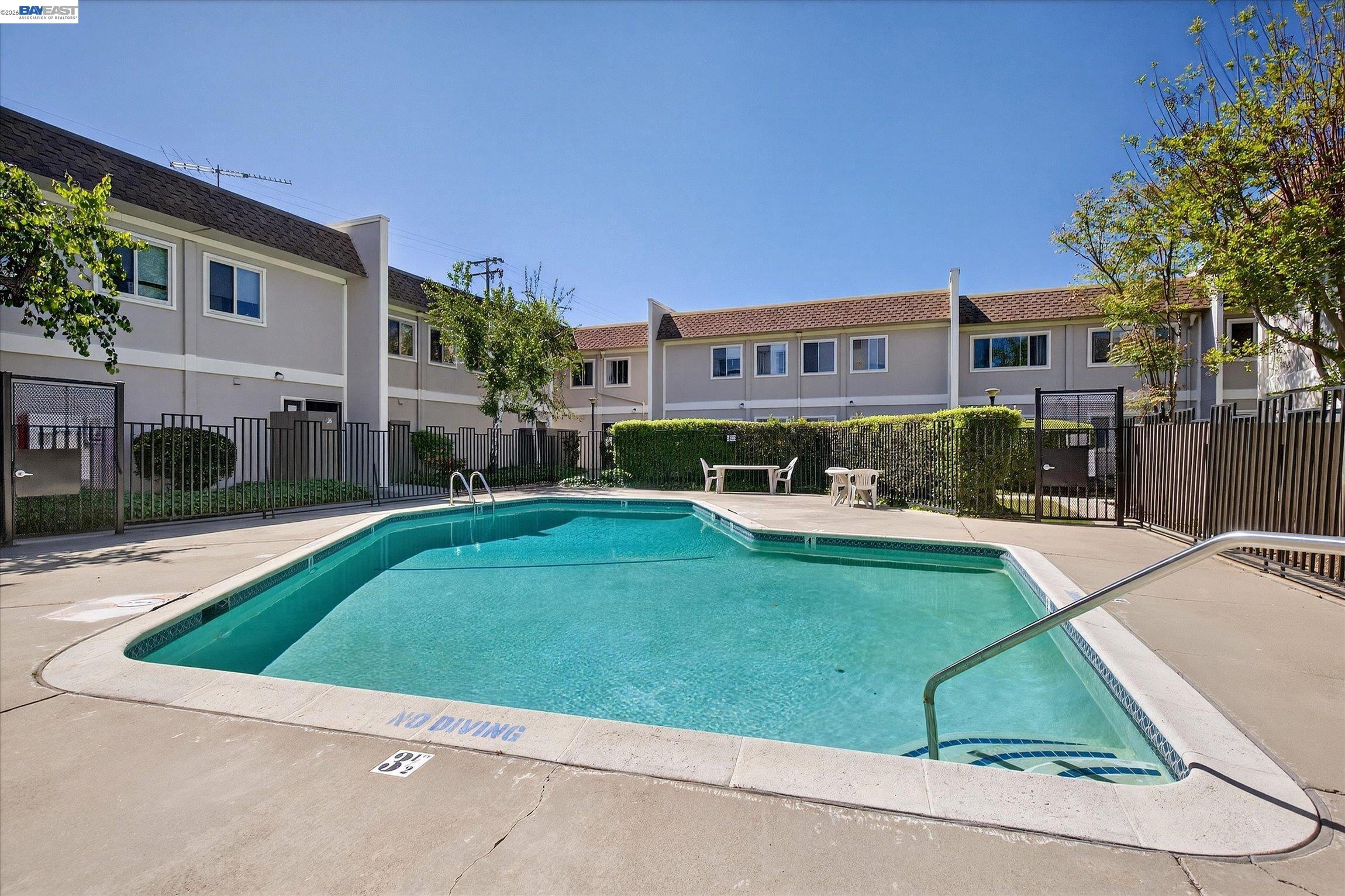 Detail Gallery Image 19 of 23 For 530 La Conner Dr #14,  Sunnyvale,  CA 94087 - 2 Beds | 2 Baths
