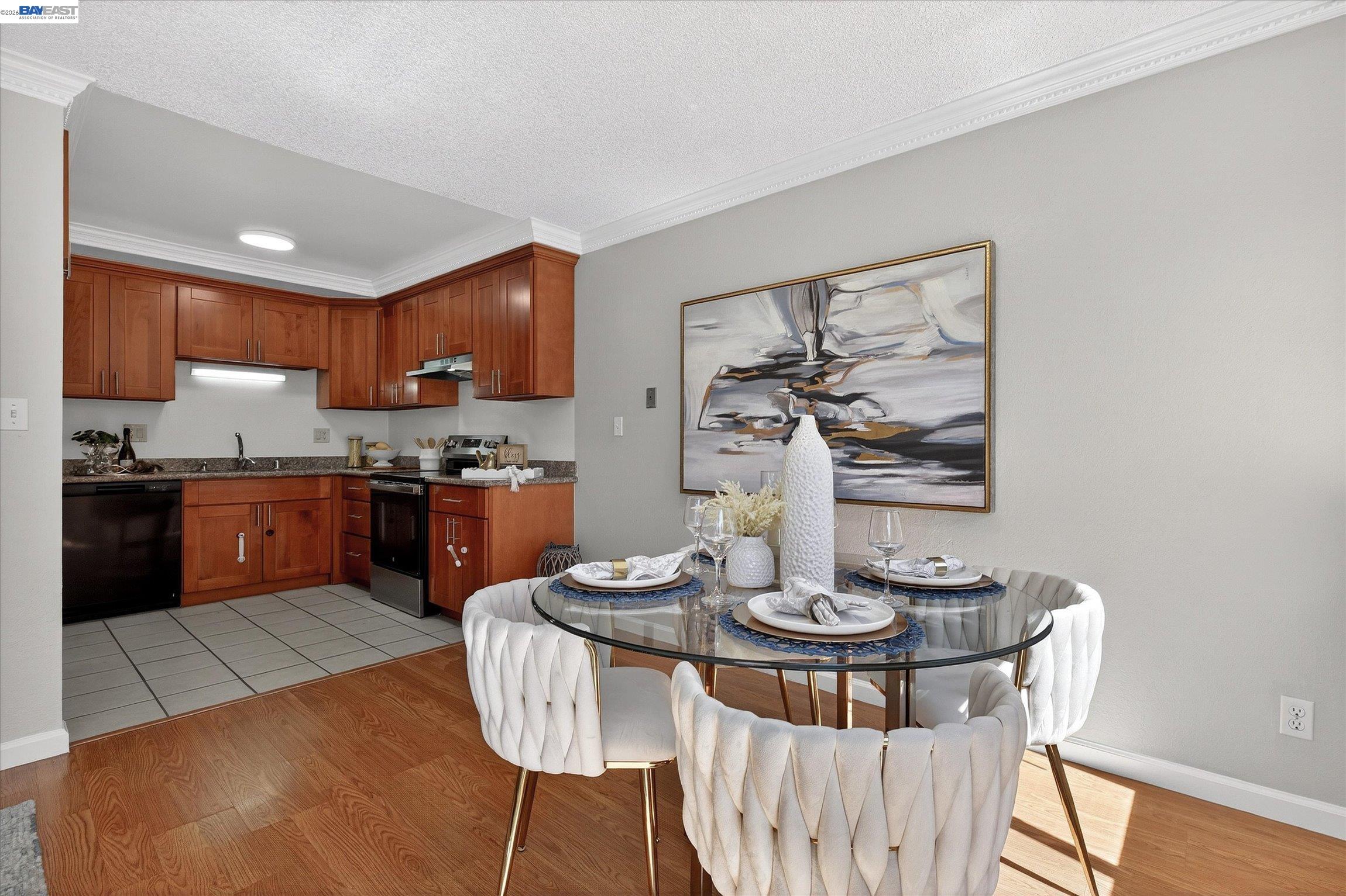 Detail Gallery Image 7 of 23 For 530 La Conner Dr #14,  Sunnyvale,  CA 94087 - 2 Beds | 2 Baths