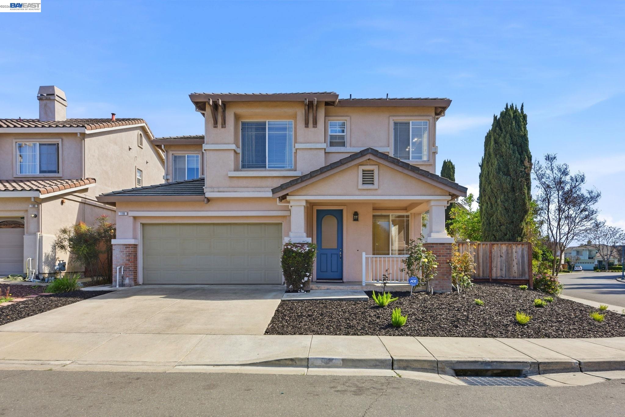 Detail Gallery Image 2 of 42 For 110 Pear Ln, Union City,  CA 94587 - 4 Beds | 2/1 Baths