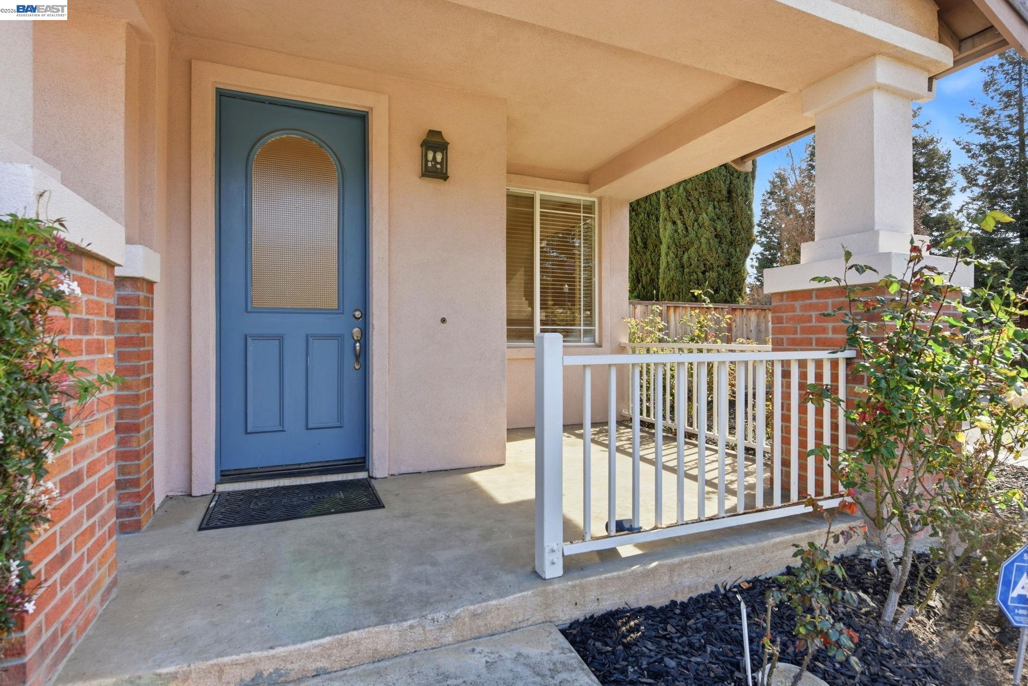 Detail Gallery Image 4 of 42 For 110 Pear Ln, Union City,  CA 94587 - 4 Beds | 2/1 Baths