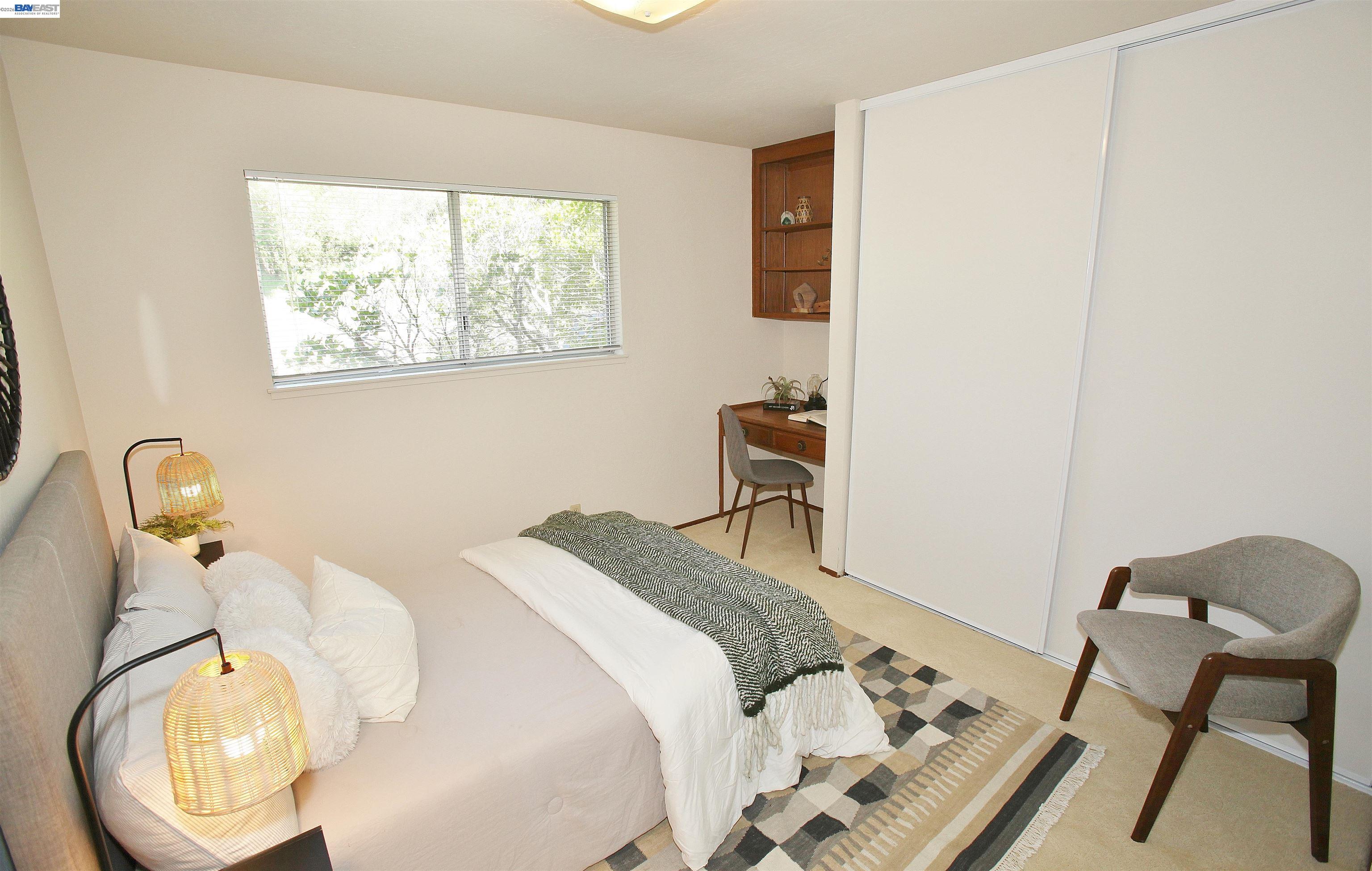 Detail Gallery Image 20 of 29 For 2728 Sheffield Place, Castro Valley,  CA 94546 - 3 Beds | 2/1 Baths