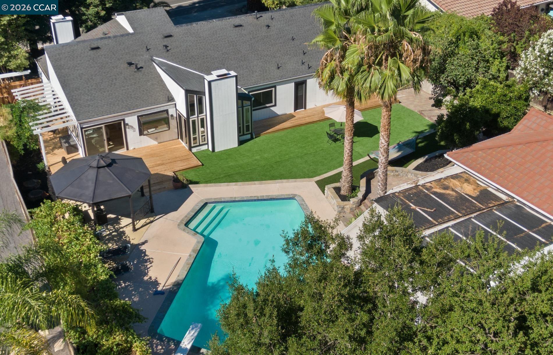 Detail Gallery Image 39 of 47 For 865 El Cerro Blvd, Danville,  CA 94526 - 4 Beds | 3/1 Baths