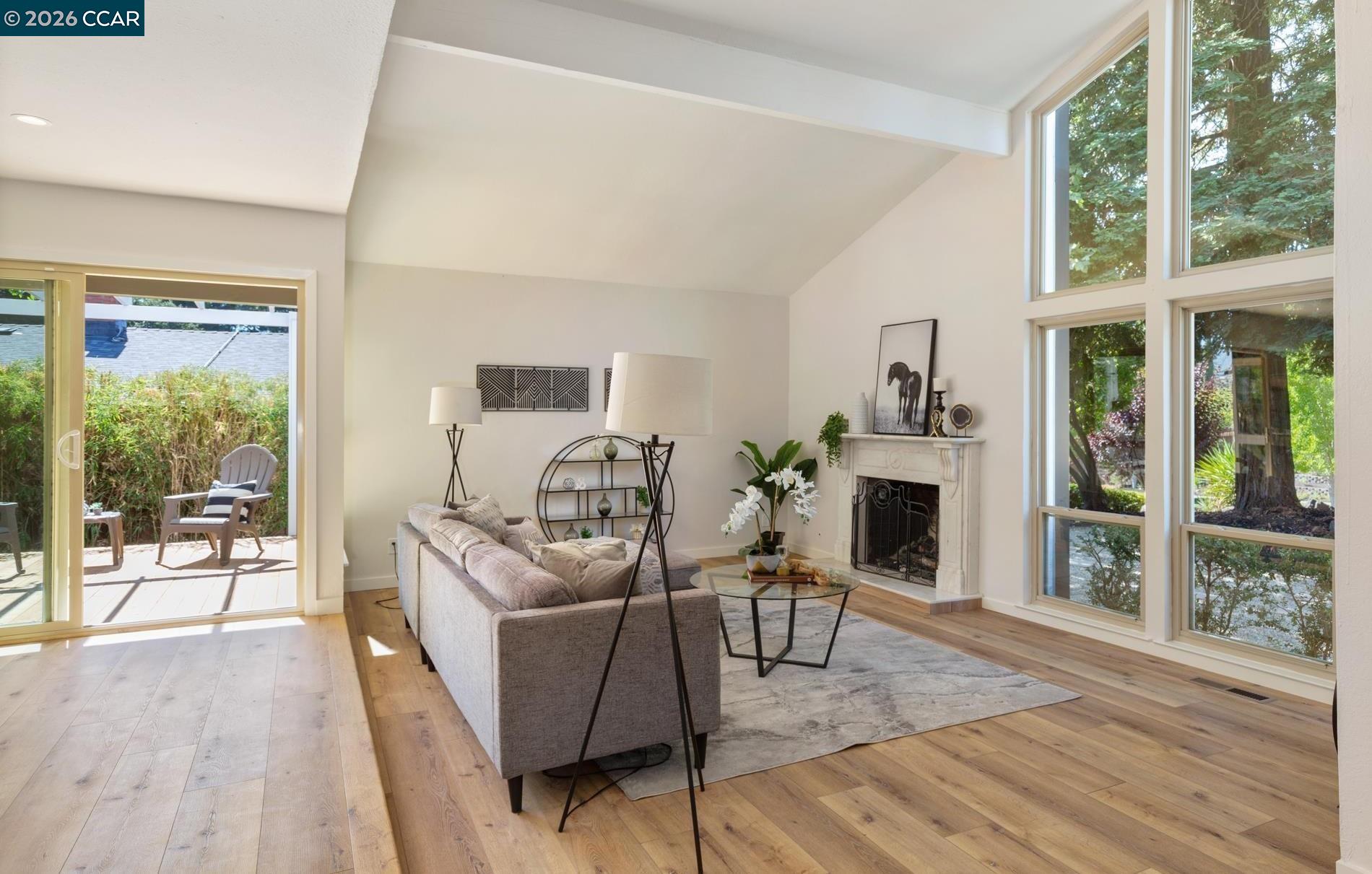 Detail Gallery Image 6 of 47 For 865 El Cerro Blvd, Danville,  CA 94526 - 4 Beds | 3/1 Baths