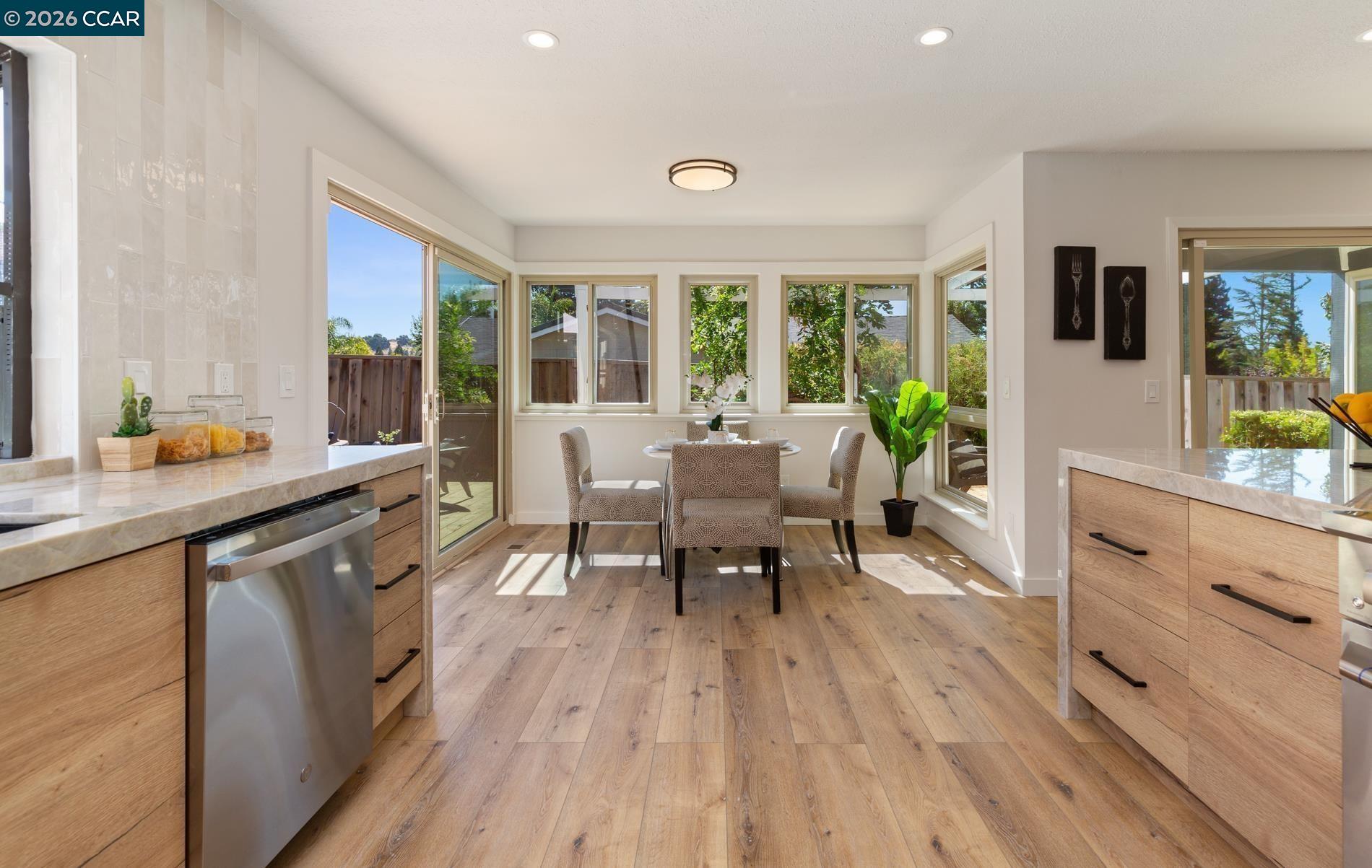 Detail Gallery Image 10 of 47 For 865 El Cerro Blvd, Danville,  CA 94526 - 4 Beds | 3/1 Baths