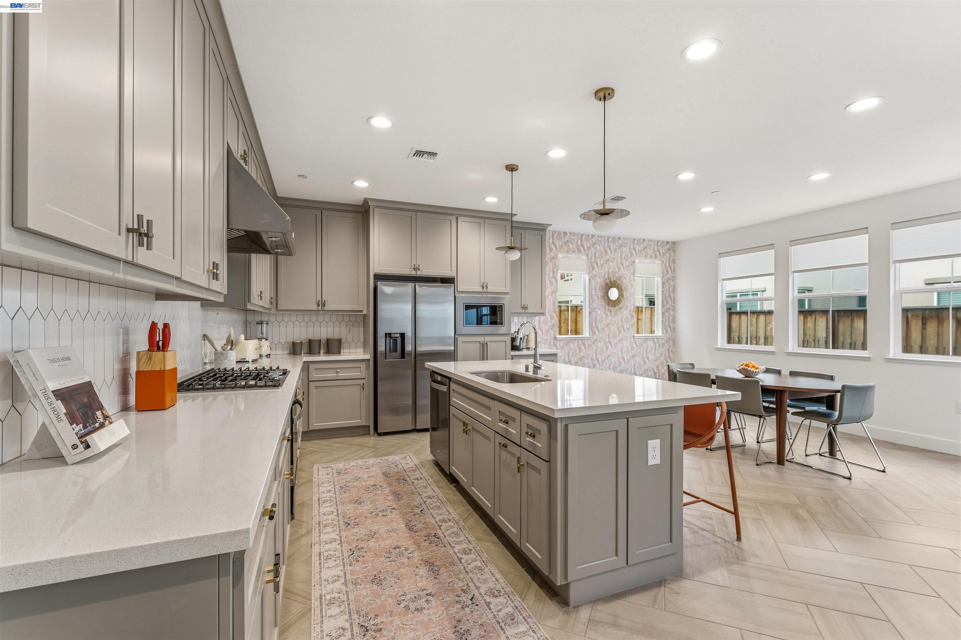 Detail Gallery Image 16 of 52 For 133 E Frost Dr, Mountain House,  CA 95391 - 3 Beds | 2/1 Baths