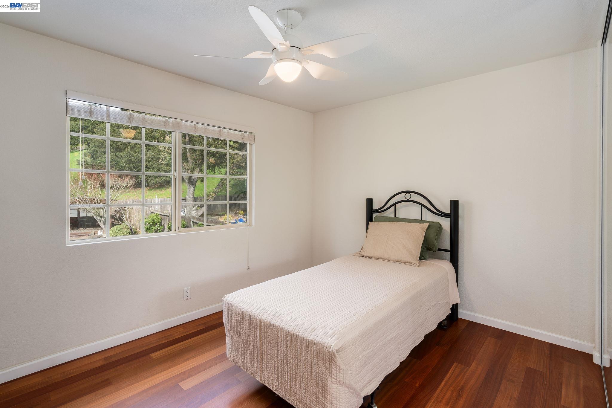 Detail Gallery Image 22 of 36 For 18540 Mesa Verde Way, Castro Valley,  CA 94552 - 4 Beds | 2/1 Baths