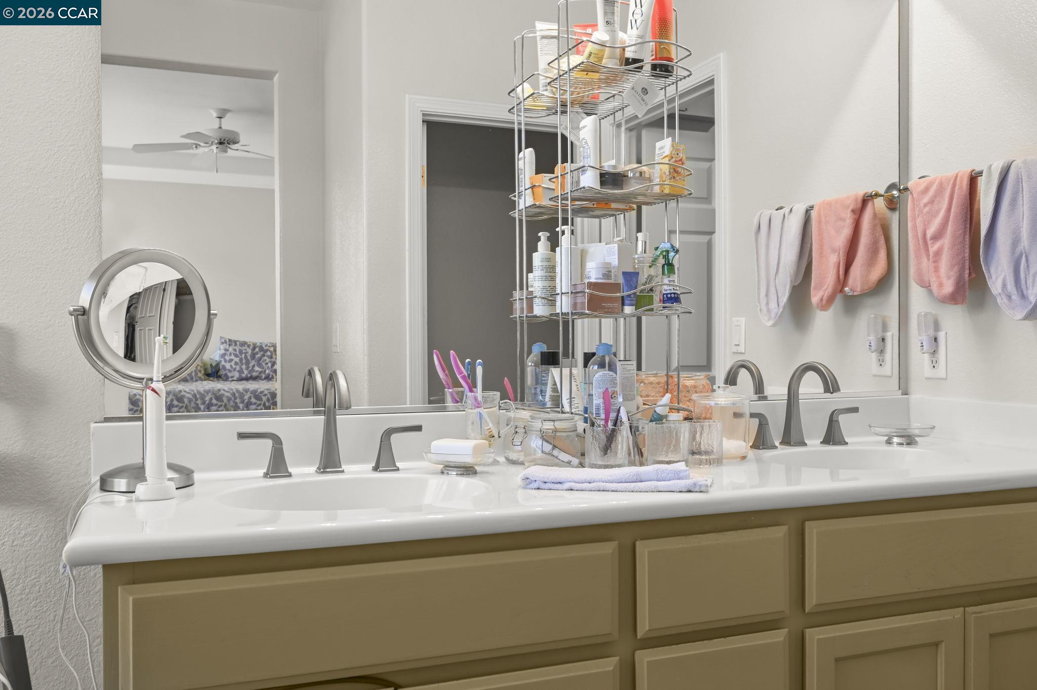 Detail Gallery Image 19 of 26 For 4736 Mammouth Ln, Oakley,  CA 94561 - 4 Beds | 2 Baths