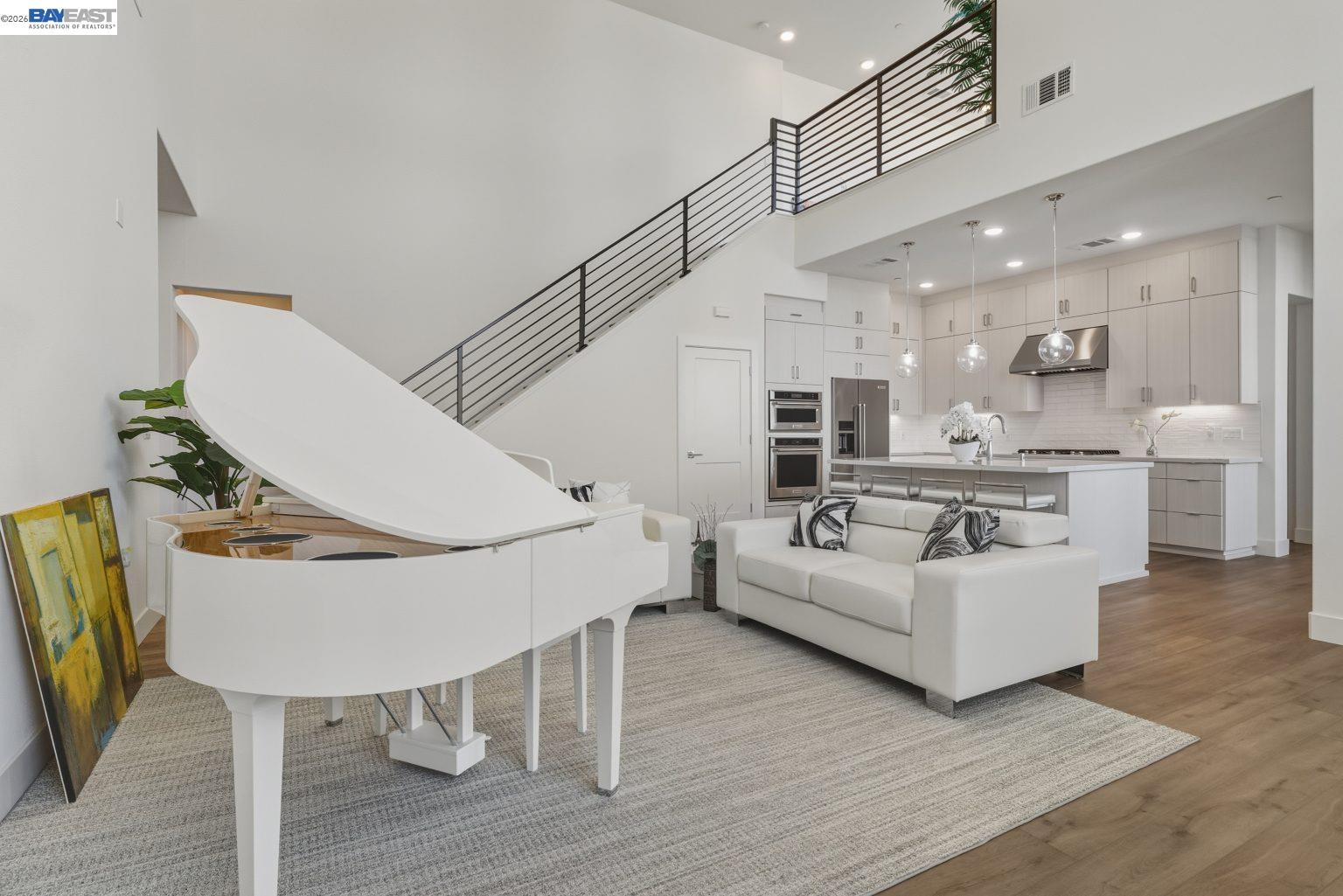 Photo #3: 41128395 Listing: Photo #3