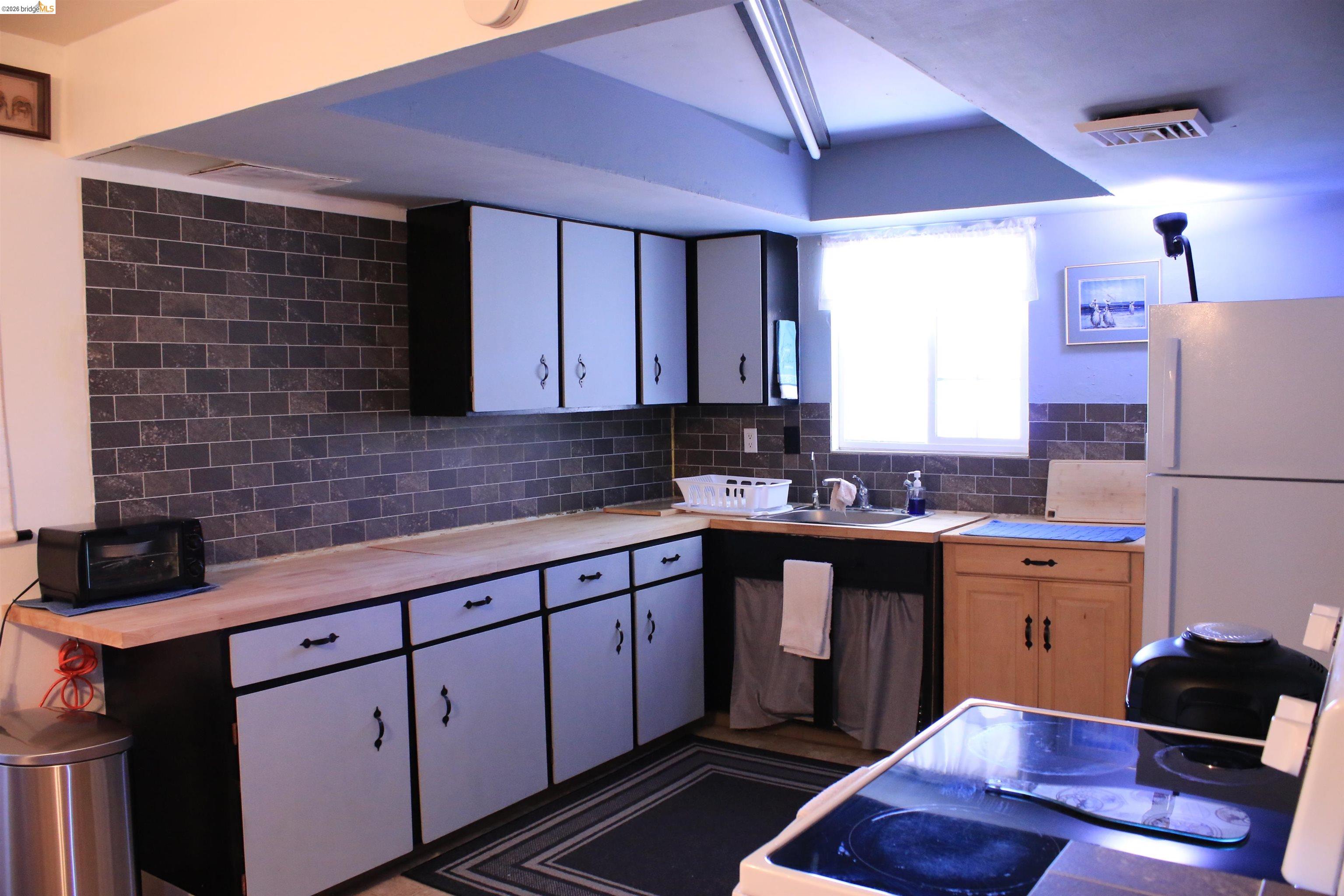 Detail Gallery Image 7 of 44 For 190 Tahoe Dr, Rio Vista,  CA 94571 - 3 Beds | 2 Baths