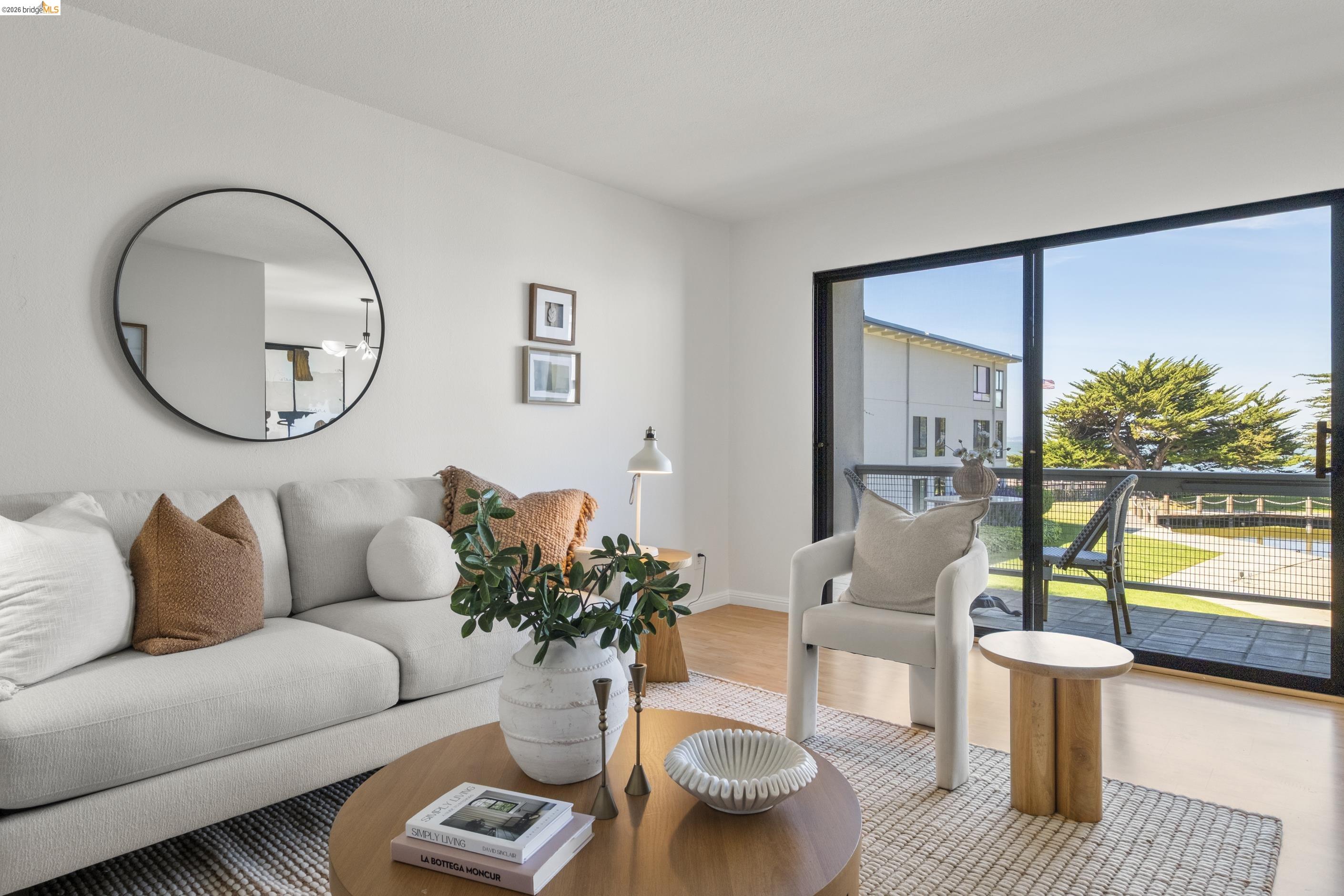 Photo #6: 41128398 Listing: Photo #6