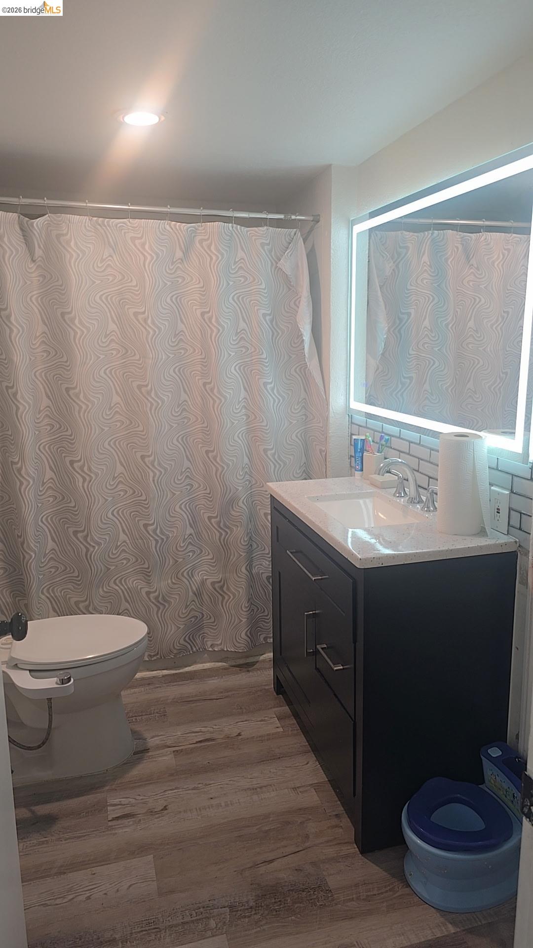 Detail Gallery Image 15 of 26 For 135 4th St, Woodland,  CA 95695 - 6 Beds | 4 Baths