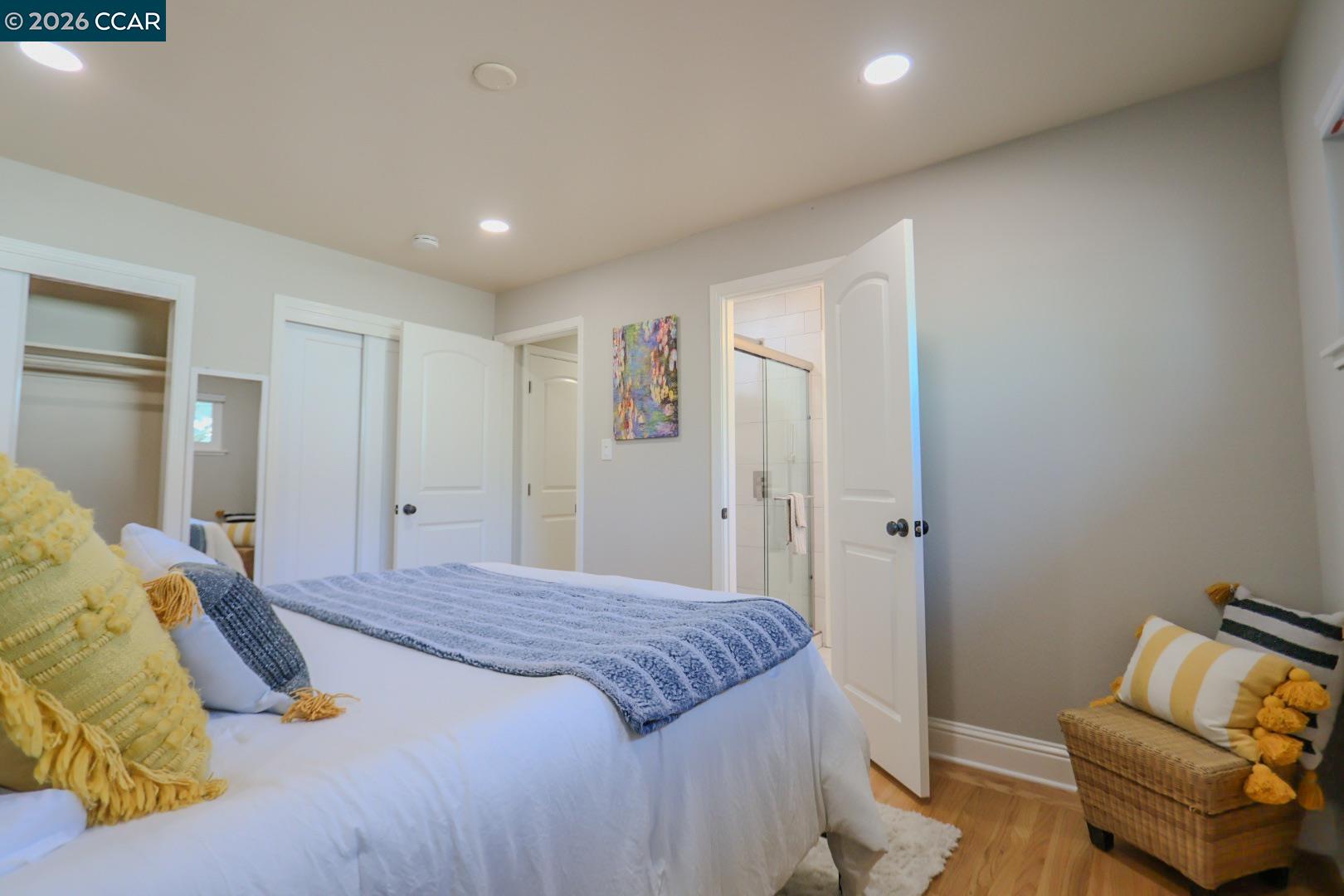 Detail Gallery Image 12 of 22 For 1793 Live Oak Ave, Concord,  CA 94521 - 4 Beds | 2 Baths