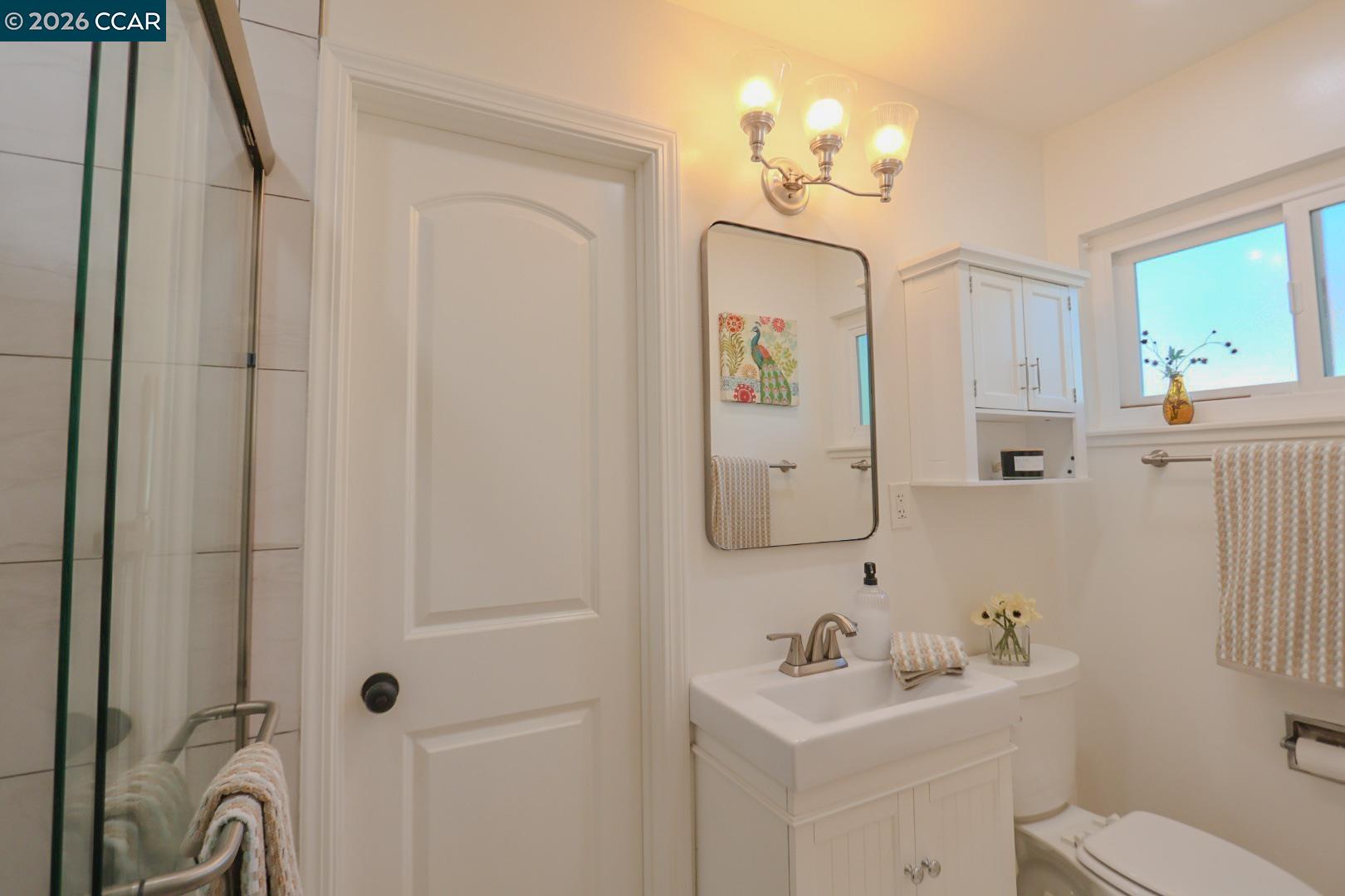 Detail Gallery Image 13 of 22 For 1793 Live Oak Ave, Concord,  CA 94521 - 4 Beds | 2 Baths