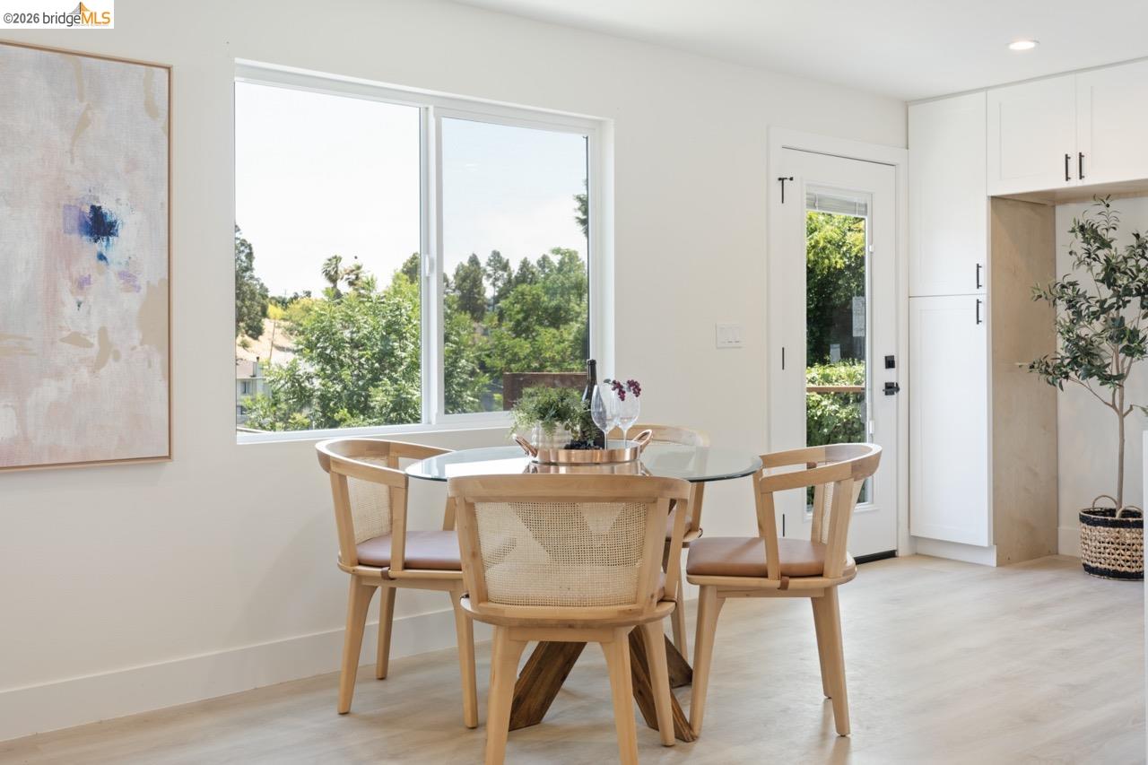 Detail Gallery Image 13 of 37 For 1923 Thompson Ln, El Sobrante,  CA 94803 - 2 Beds | 1/1 Baths