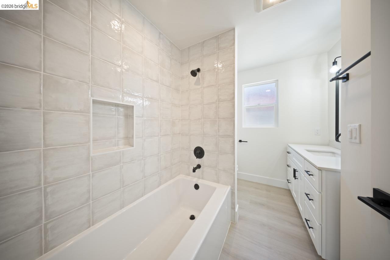 Detail Gallery Image 25 of 37 For 1923 Thompson Ln, El Sobrante,  CA 94803 - 2 Beds | 1/1 Baths