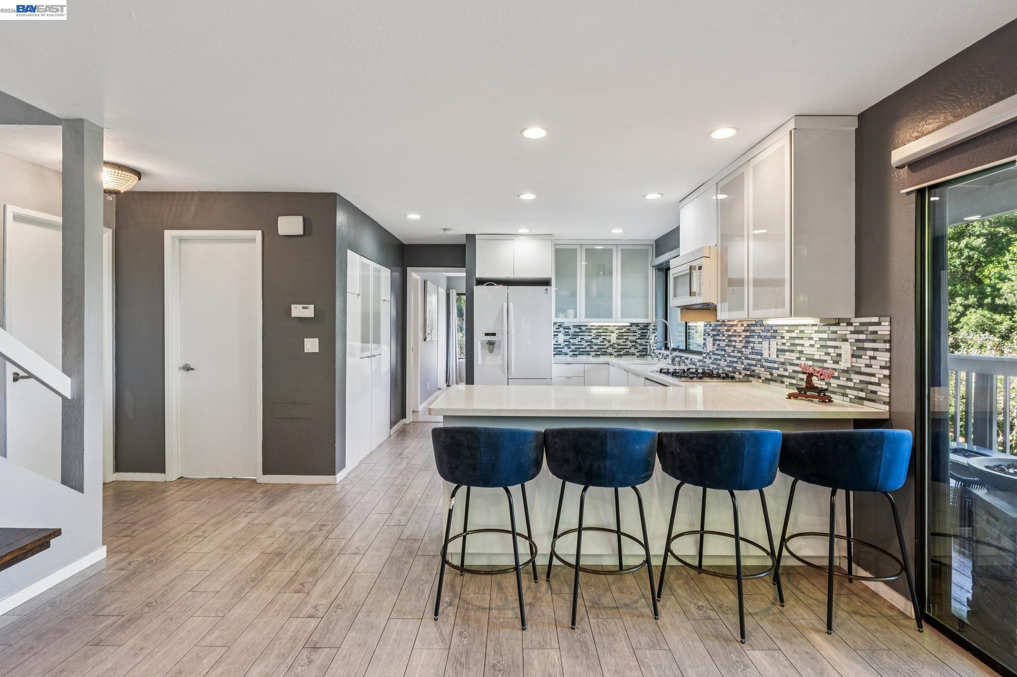 Detail Gallery Image 25 of 56 For 44 Hagen Oaks Ct, Alamo,  CA 94507 - 3 Beds | 2/1 Baths